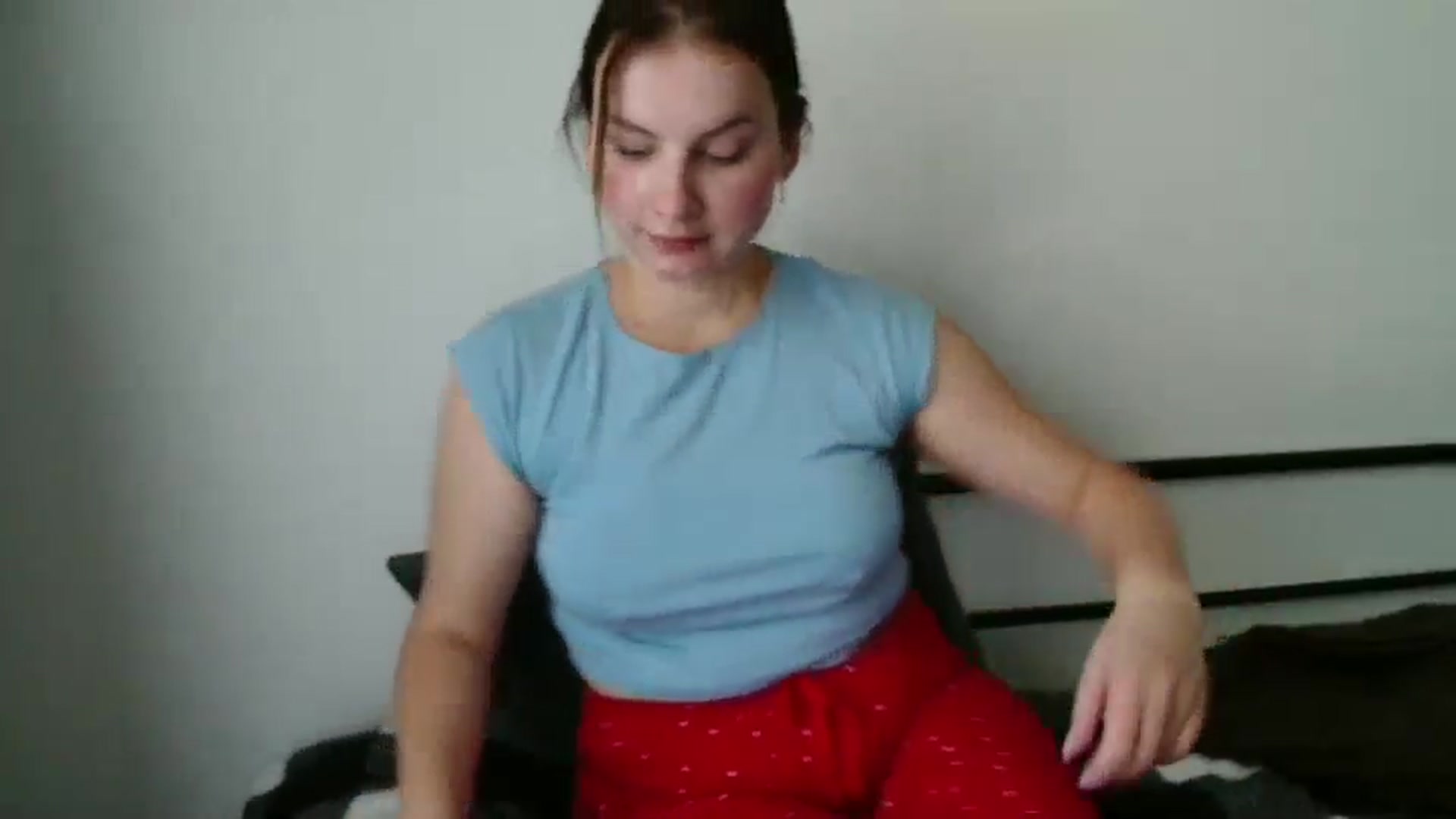 Gallery image thumbnail from MisssLove_is's myfreecams stream on, 09/12/2025, 17:18 image 8 of 20
