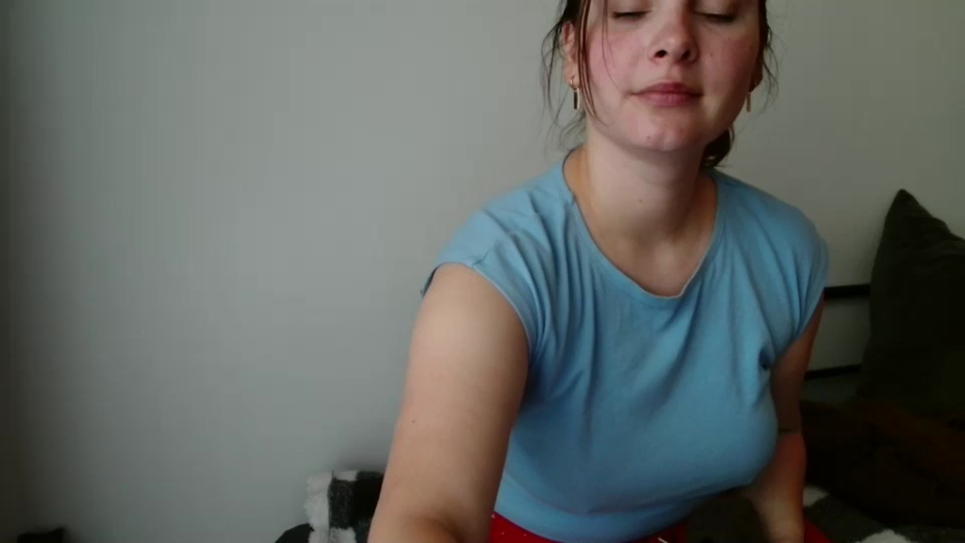 Gallery image thumbnail from MisssLove_is's myfreecams stream on, 09/13/2025, 17:28 image 6 of 20