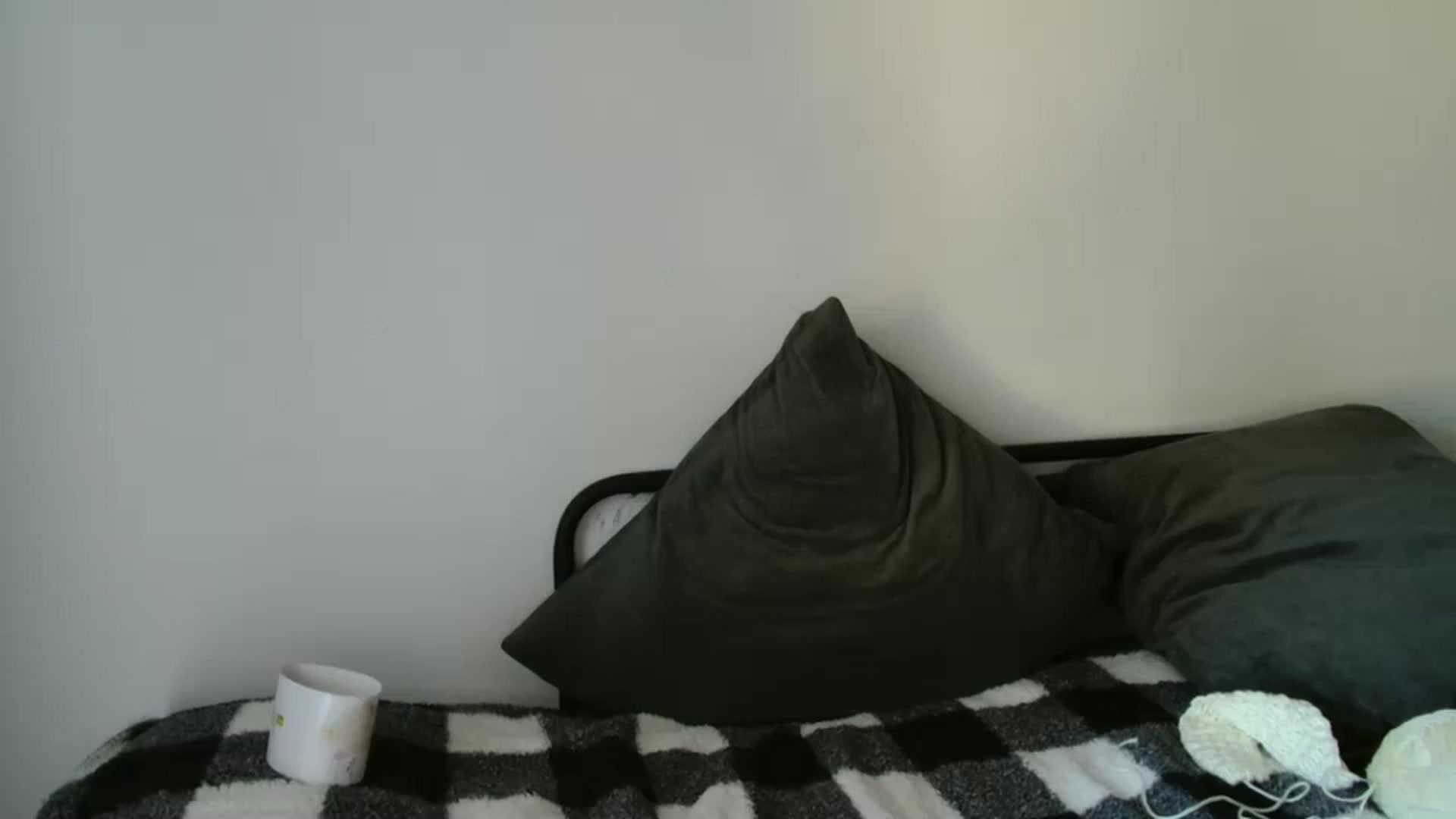 Gallery image thumbnail from MisssLove_is's myfreecams stream on, 09/15/2025, 15:44 image 3 of 20