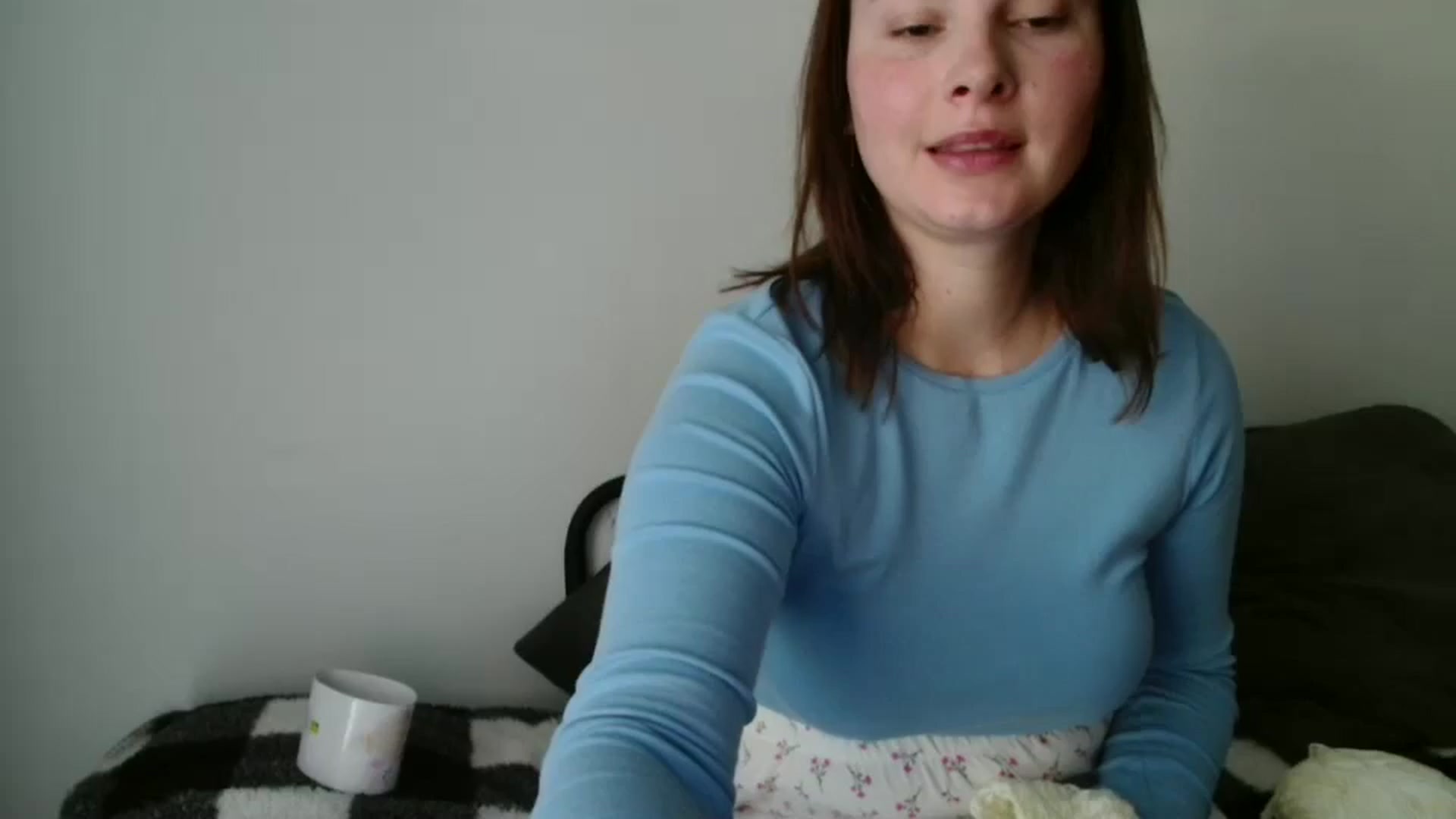 Gallery image thumbnail from MisssLove_is's myfreecams stream on, 09/15/2025, 16:21 image 14 of 20