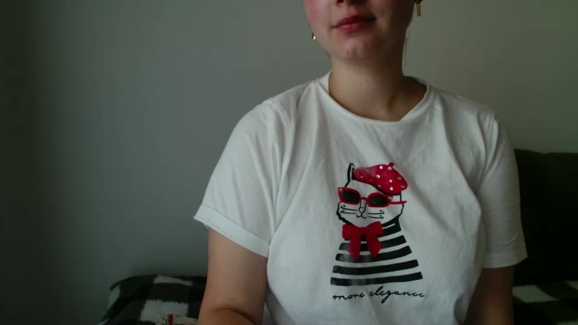 Gallery image thumbnail from MisssLove_is's myfreecams stream on, 09/16/2025, 13:04 image 3 of 20