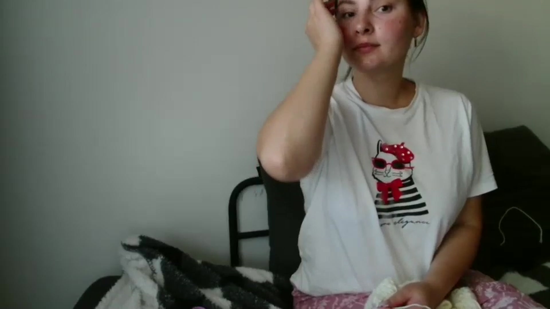 Gallery image thumbnail from MisssLove_is's myfreecams stream on, 09/16/2025, 15:13 image 20 of 20