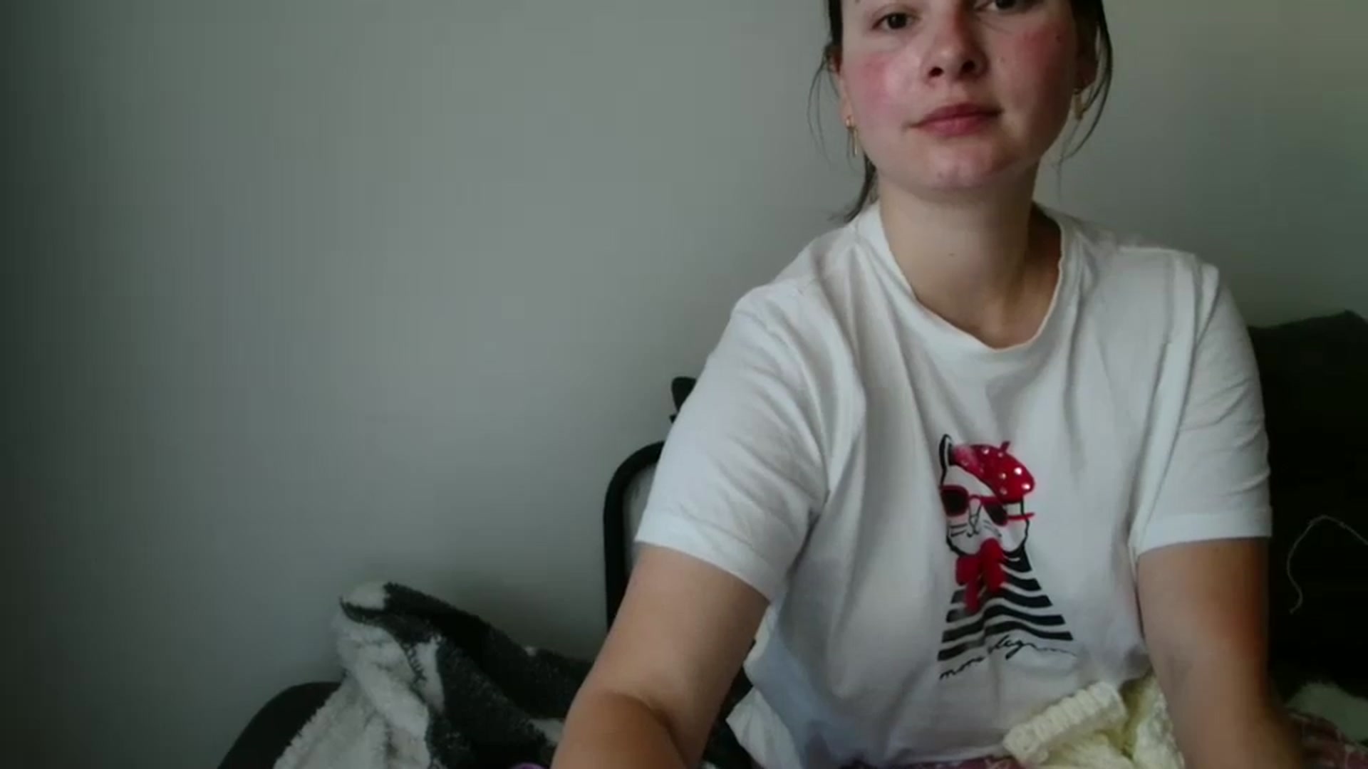 Gallery image thumbnail from MisssLove_is's myfreecams stream on, 09/16/2025, 15:13 image 15 of 20
