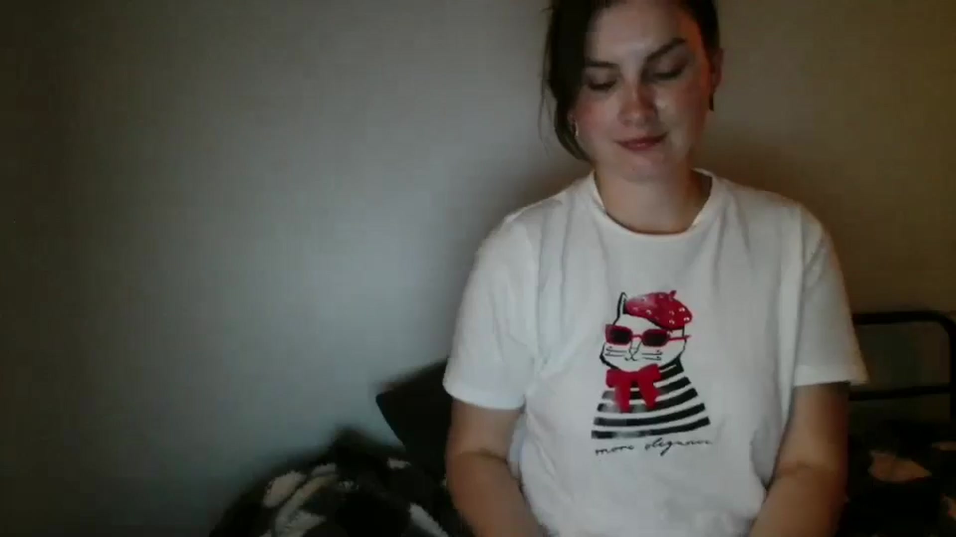 Gallery image thumbnail from MisssLove_is's myfreecams stream on, 09/17/2025, 23:36 image 2 of 20