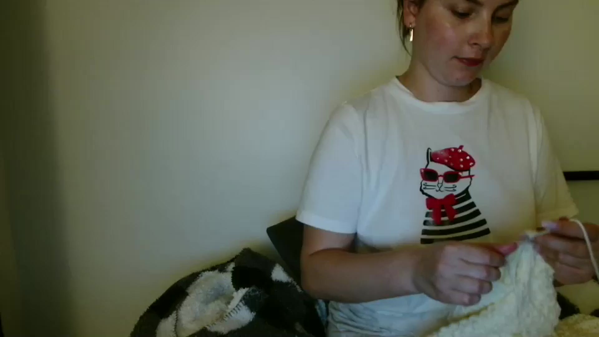 Gallery image thumbnail from MisssLove_is's myfreecams stream on, 09/17/2025, 23:36 image 16 of 20