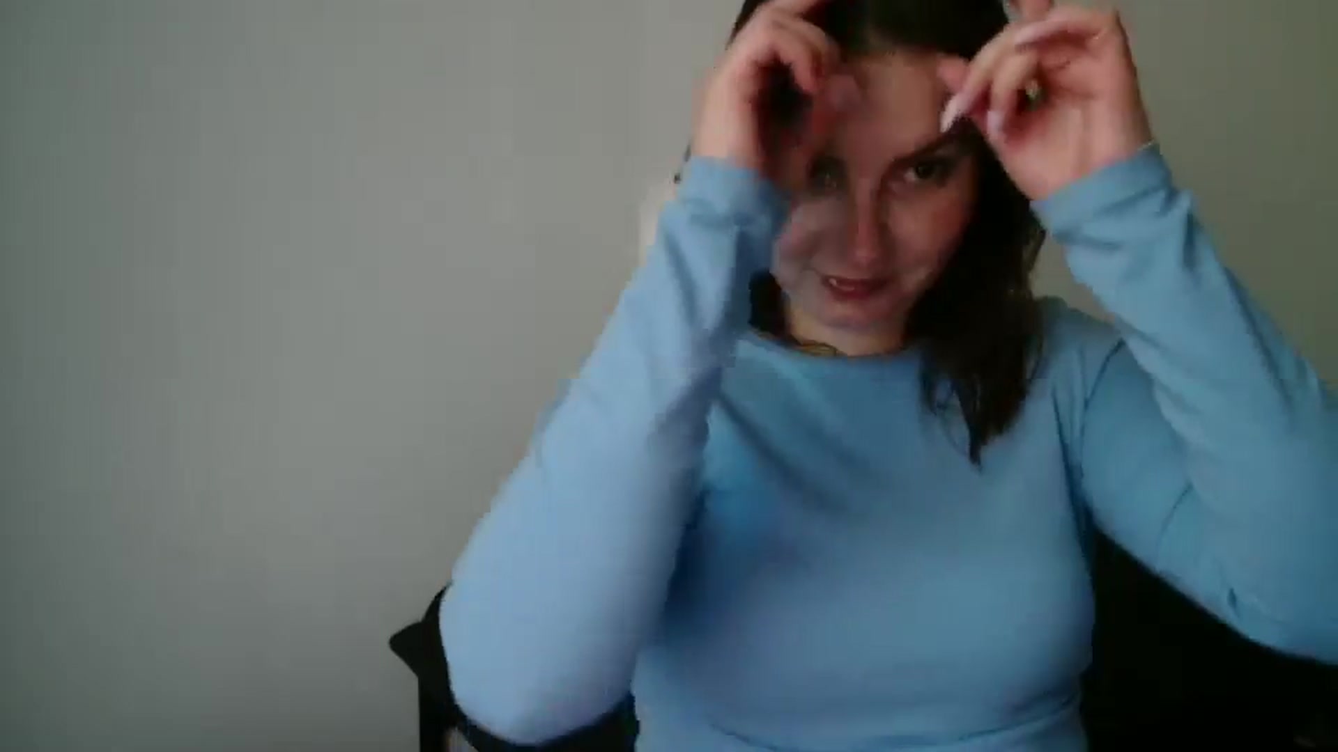 Gallery image thumbnail from MisssLove_is's myfreecams stream on, 09/19/2025, 18:24 image 15 of 20