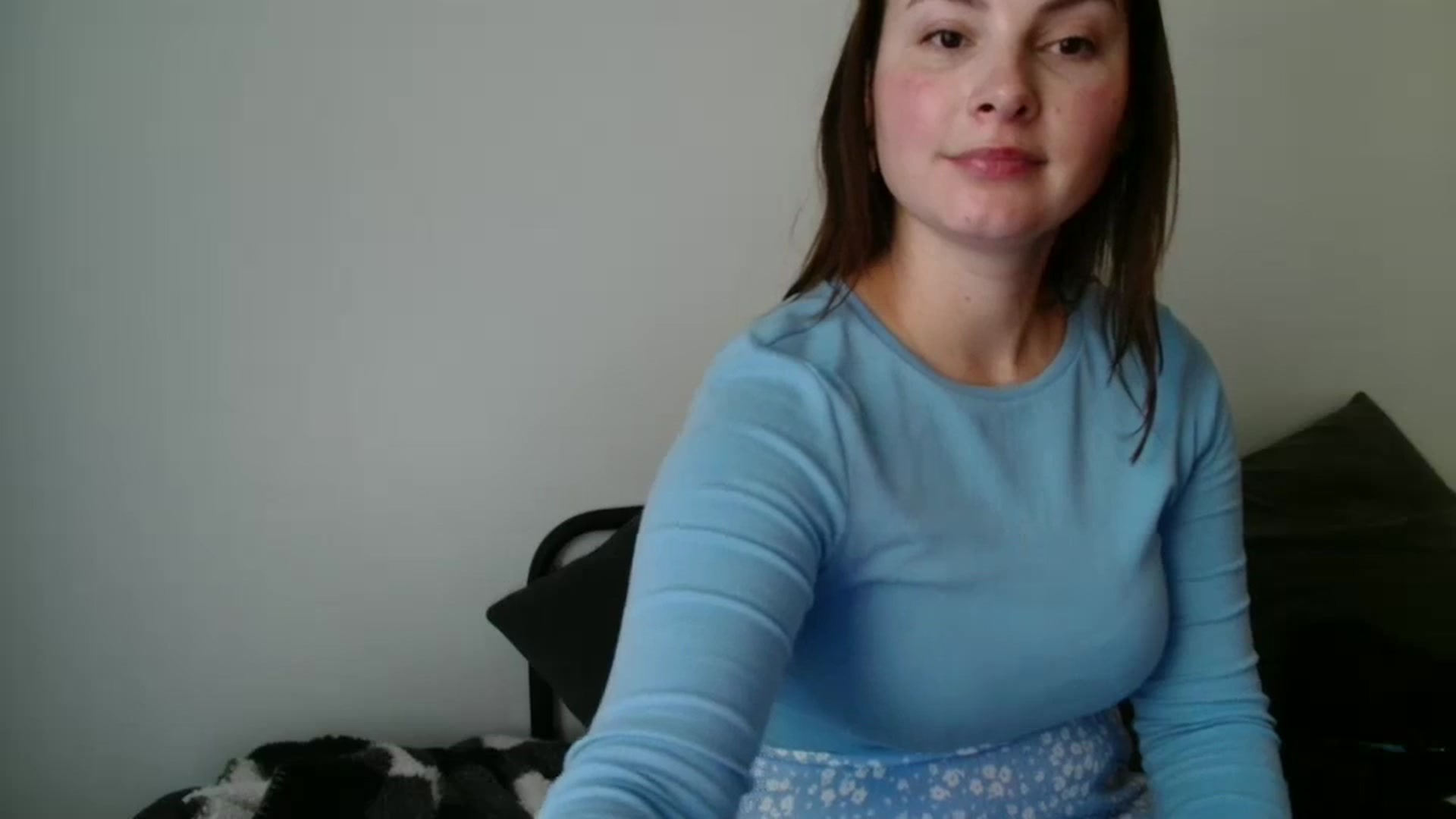 Gallery image thumbnail from MisssLove_is's myfreecams stream on, 09/19/2025, 19:33 image 2 of 20