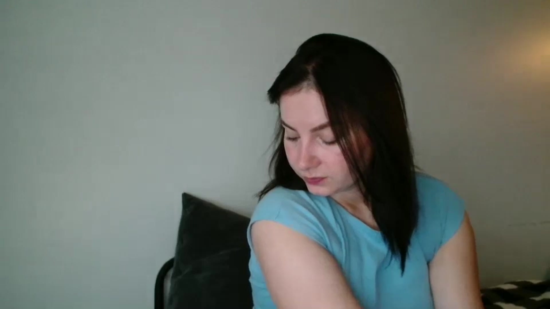 Gallery image thumbnail from MisssLove_is's myfreecams stream on, 09/25/2025, 15:33 image 17 of 20