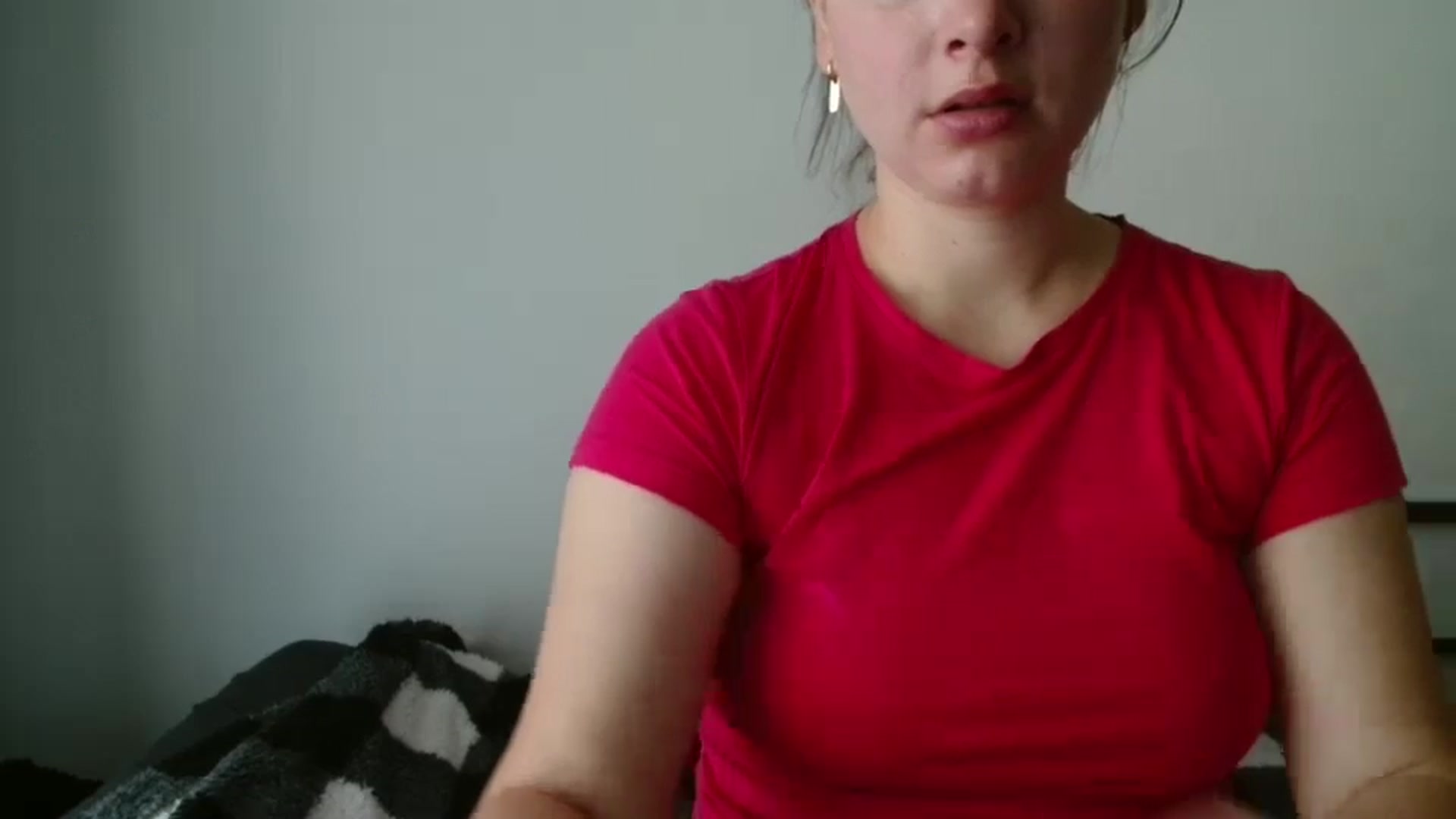 Gallery image thumbnail from MisssLove_is's myfreecams stream on, 09/29/2025, 16:36 image 14 of 20