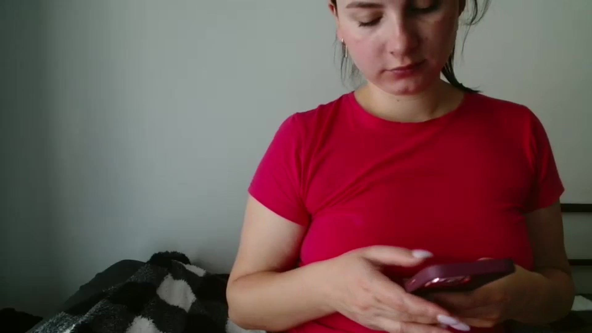 Gallery image thumbnail from MisssLove_is's myfreecams stream on, 09/29/2025, 16:36 image 15 of 20
