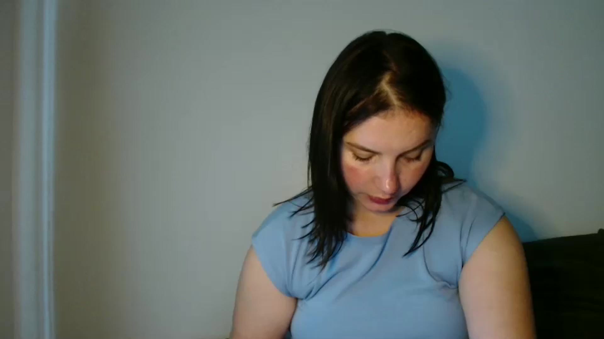 Gallery image thumbnail from MisssLove_is's myfreecams stream on, 10/06/2025, 18:14 image 12 of 20