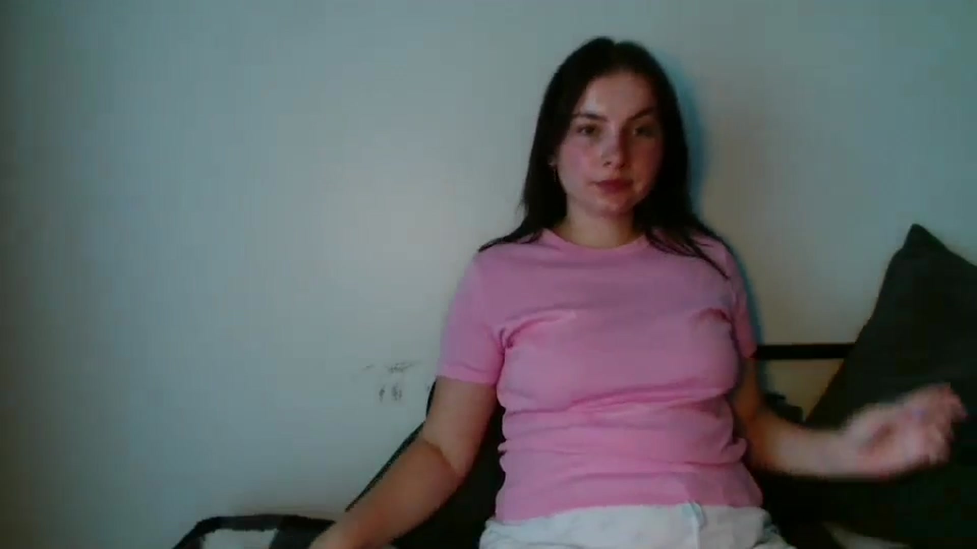 Gallery image thumbnail from MisssLove_is's myfreecams stream on, 10/08/2025, 16:36 image 16 of 20