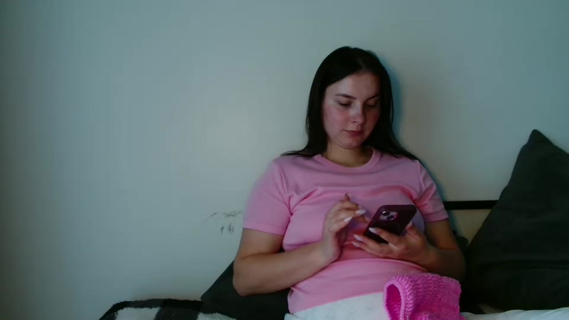 Gallery image thumbnail from MisssLove_is's myfreecams stream on, 10/08/2025, 16:36 image 12 of 20