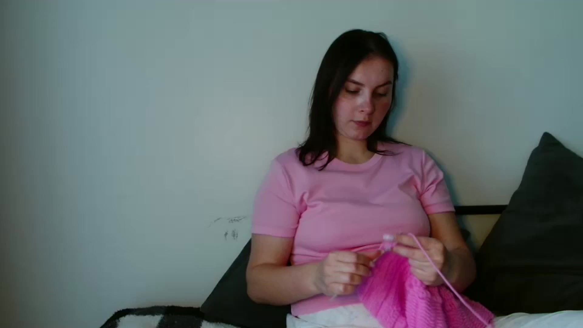 Gallery image thumbnail from MisssLove_is's myfreecams stream on, 10/08/2025, 16:36 image 1 of 20