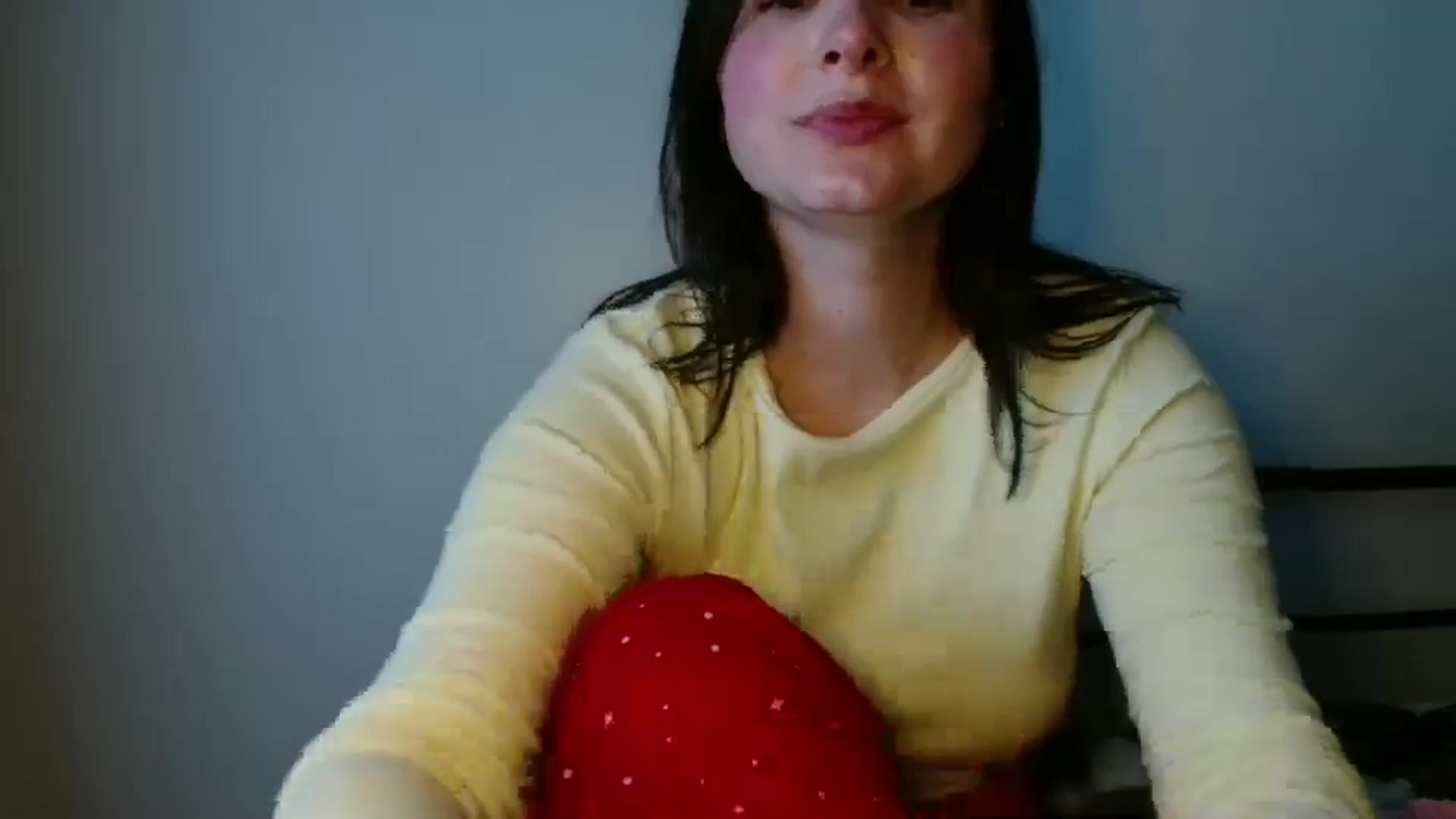 Gallery image thumbnail from MisssLove_is's myfreecams stream on, 10/10/2025, 17:11 image 4 of 20