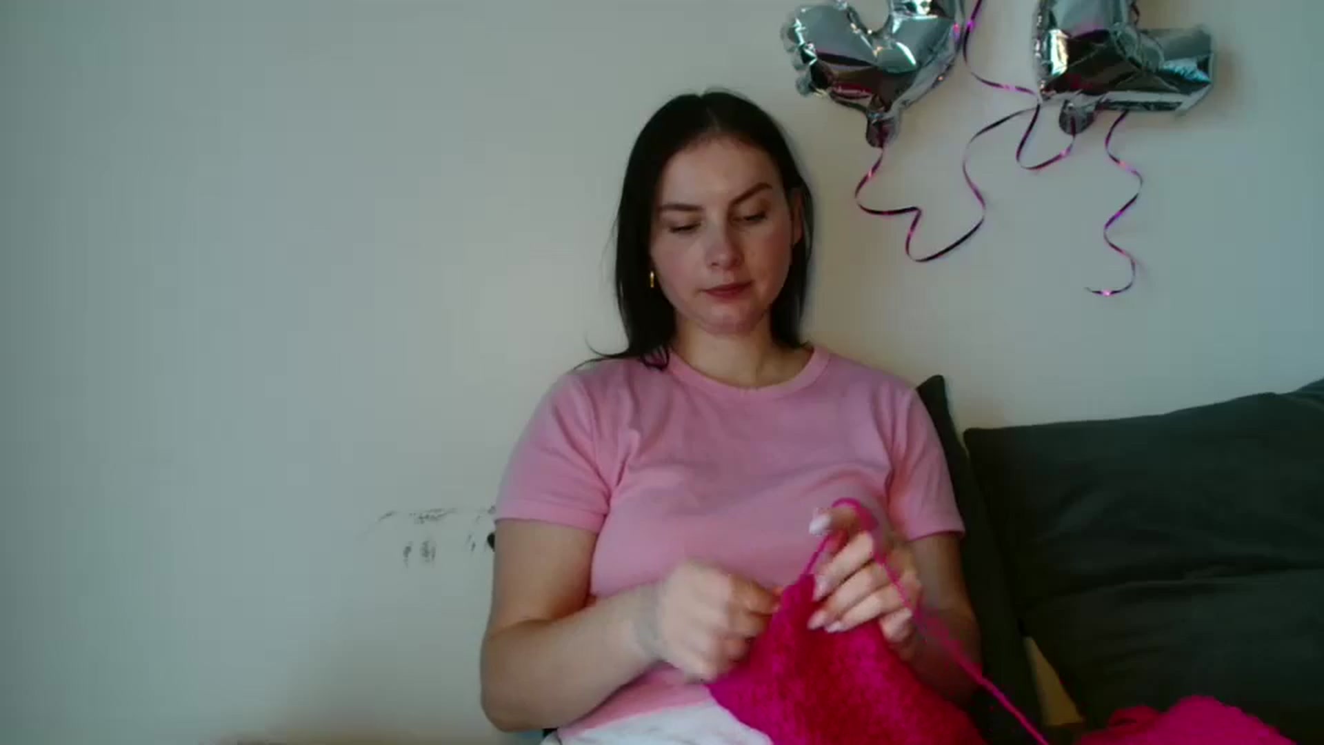 Gallery image thumbnail from MisssLove_is's myfreecams stream on, 10/27/2025, 18:21 image 17 of 20