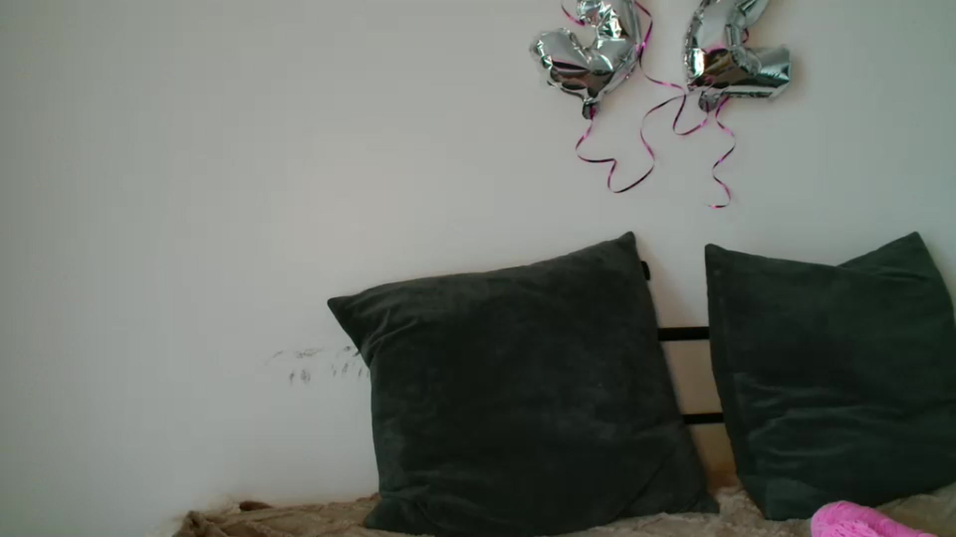 Gallery image thumbnail from MisssLove_is's myfreecams stream on, 10/29/2025, 13:34 image 10 of 20