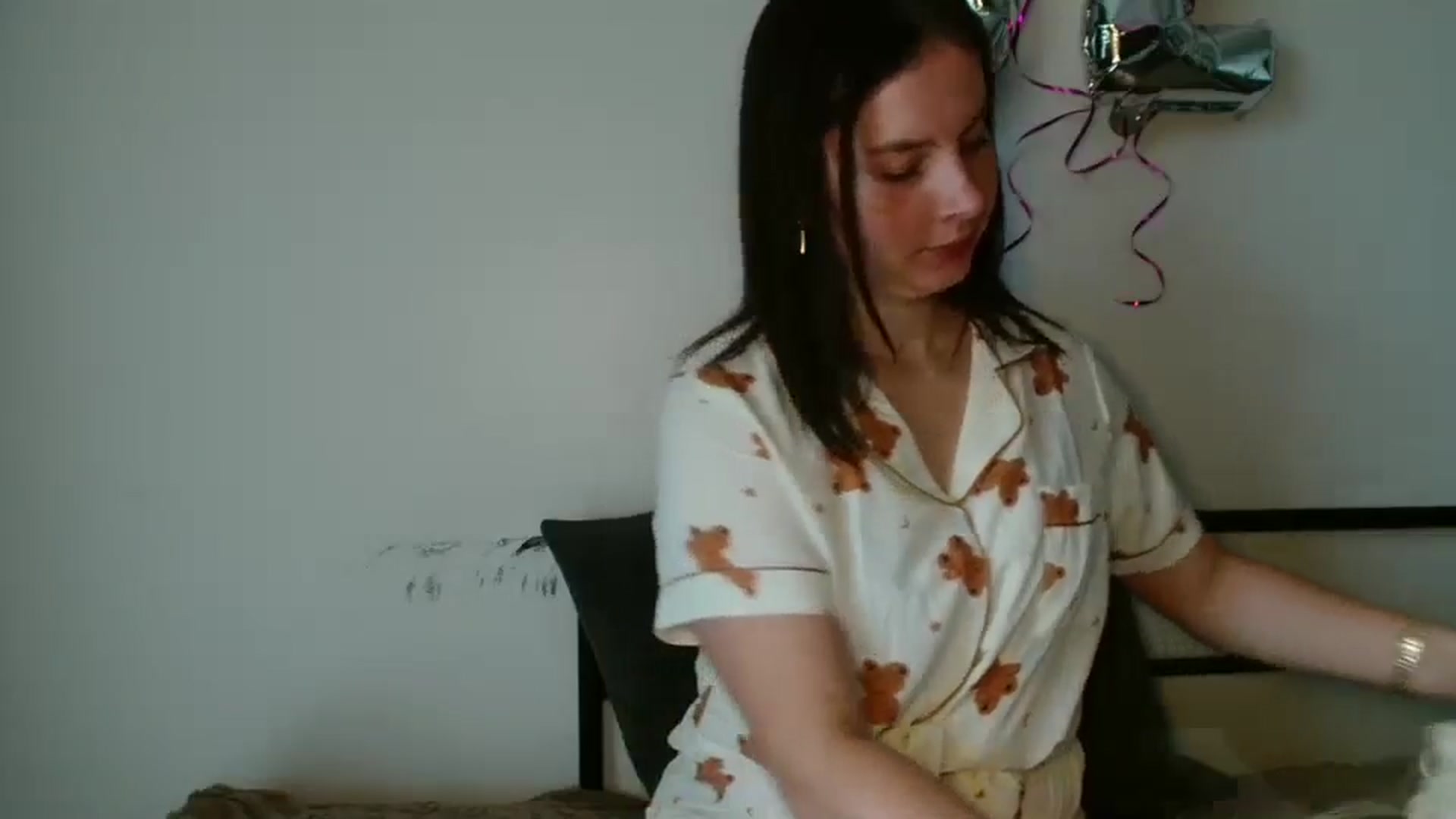 Gallery image thumbnail from MisssLove_is's myfreecams stream on, 10/30/2025, 13:36 image 16 of 20