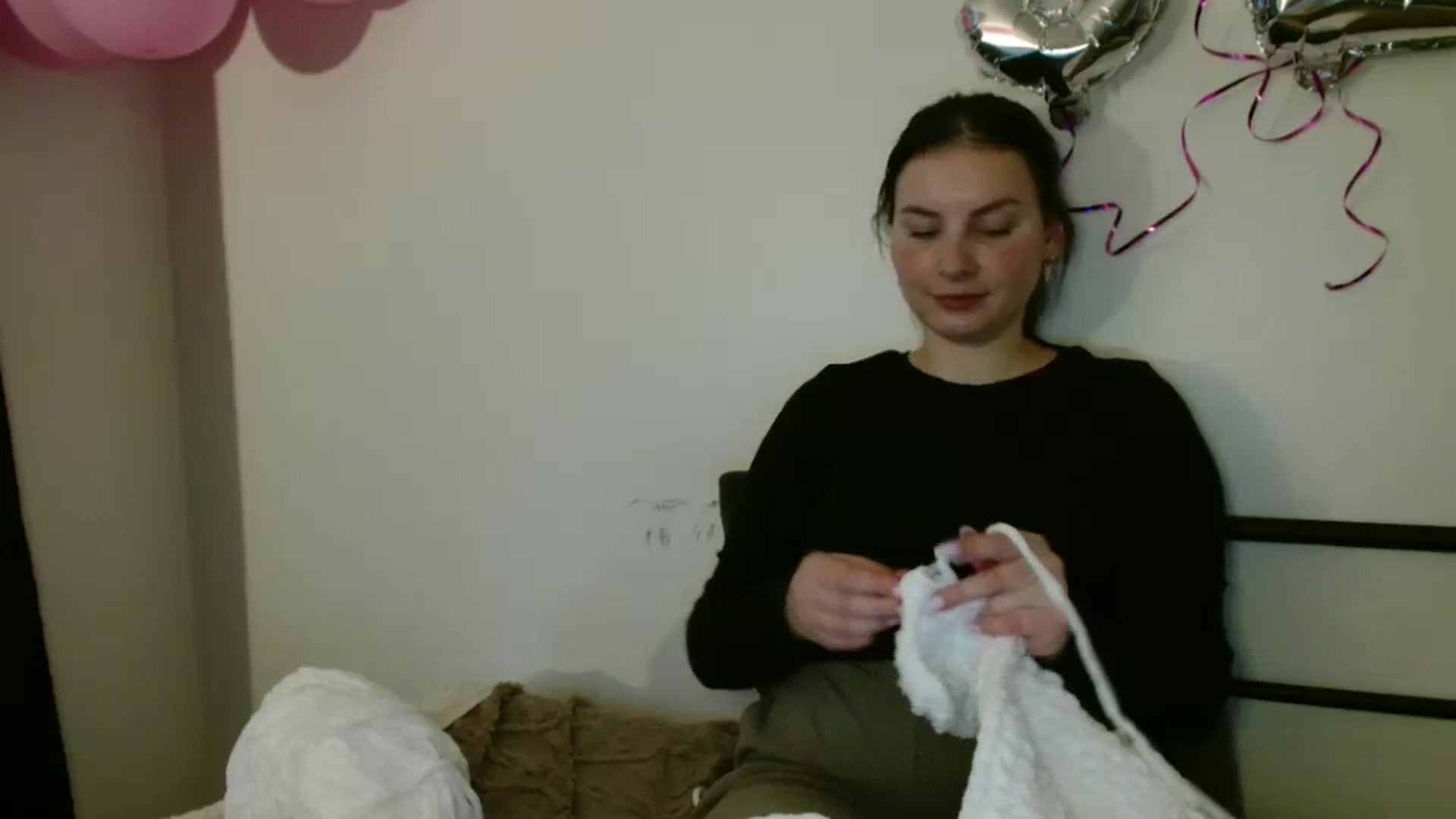 Gallery image thumbnail from MisssLove_is's myfreecams stream on, 11/03/2025, 18:02 image 16 of 20