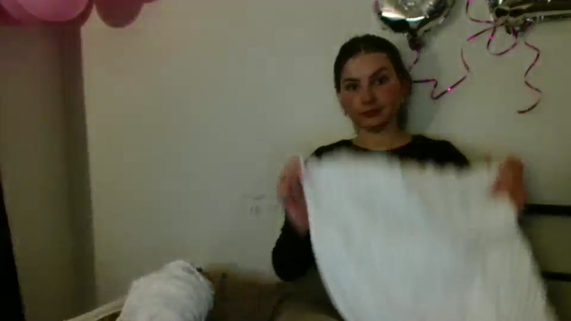 Gallery image thumbnail from MisssLove_is's myfreecams stream on, 11/03/2025, 18:02 image 14 of 20