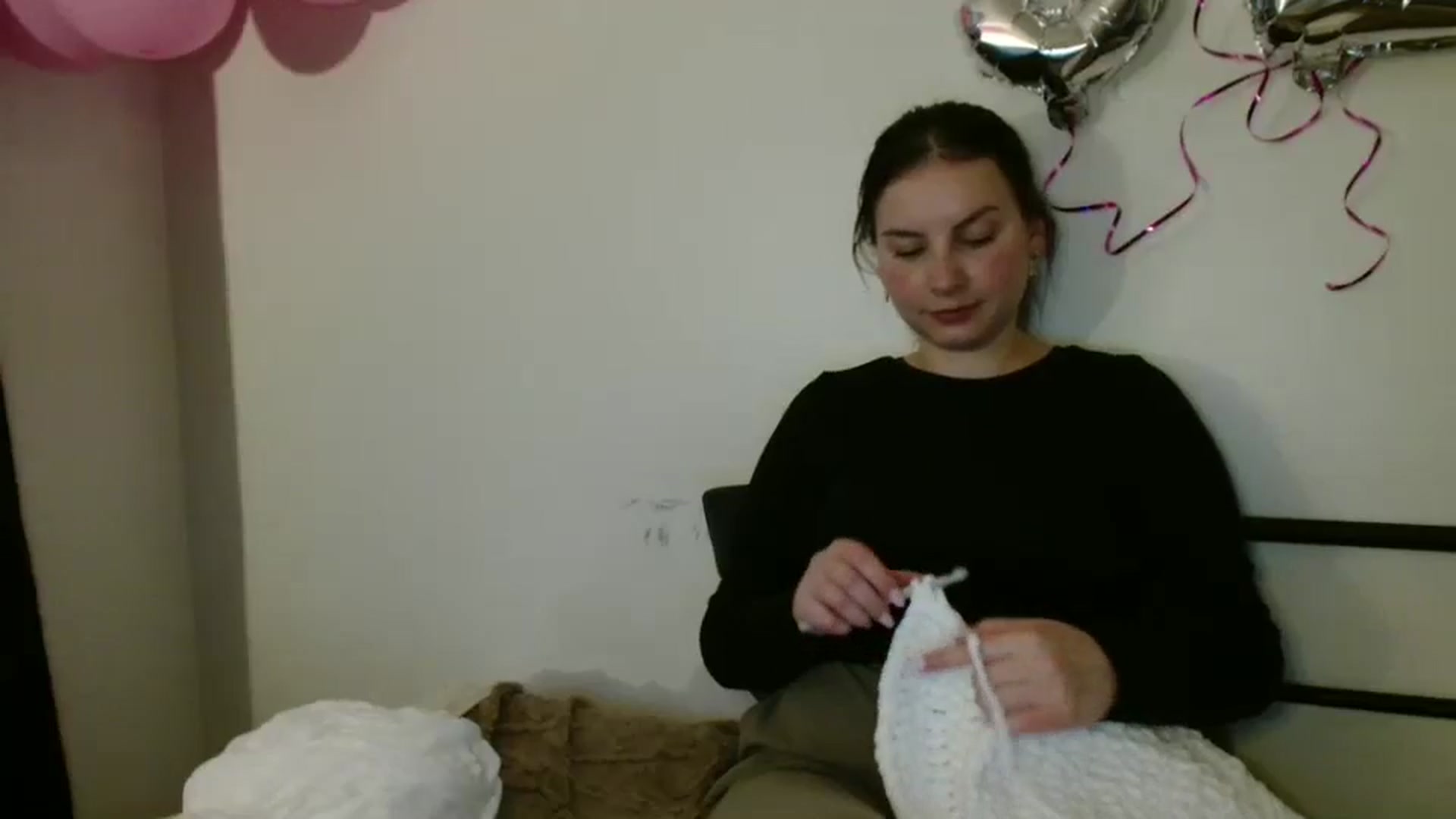 Gallery image thumbnail from MisssLove_is's myfreecams stream on, 11/03/2025, 18:02 image 18 of 20