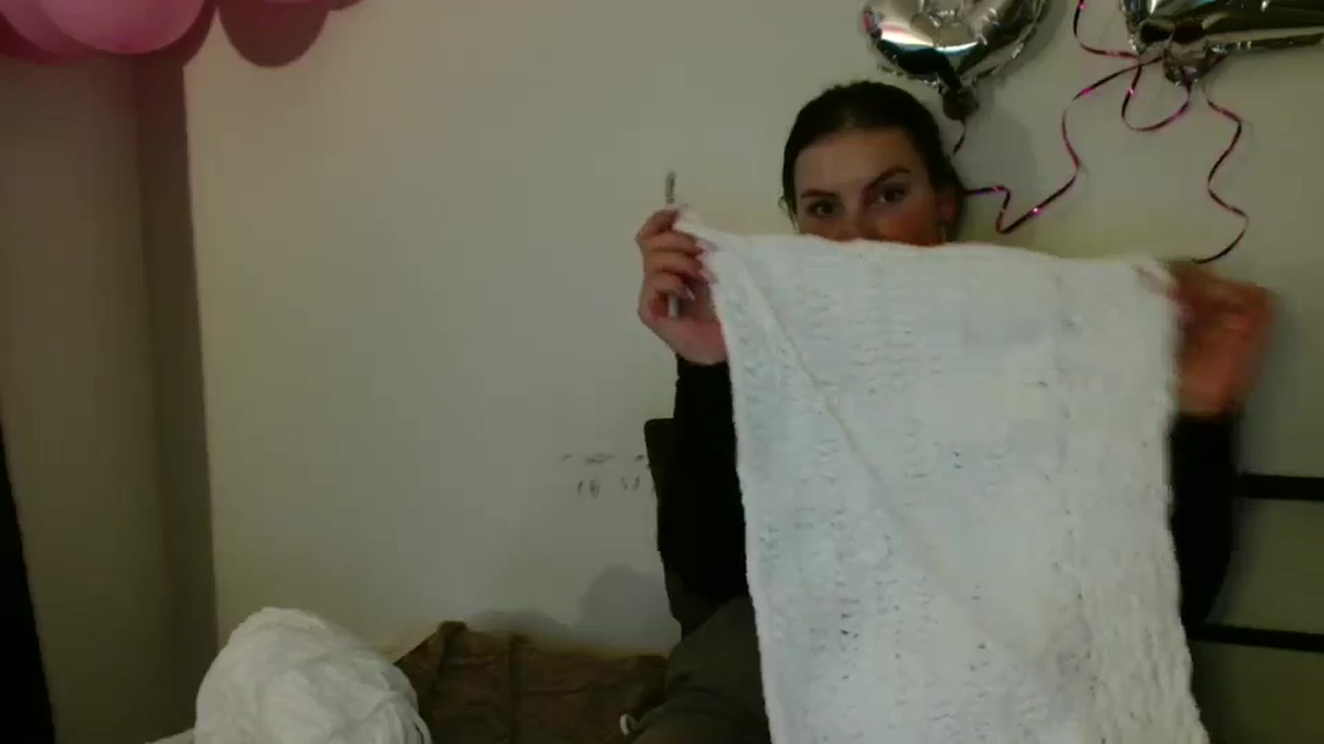 Gallery image thumbnail from MisssLove_is's myfreecams stream on, 11/03/2025, 18:02 image 15 of 20