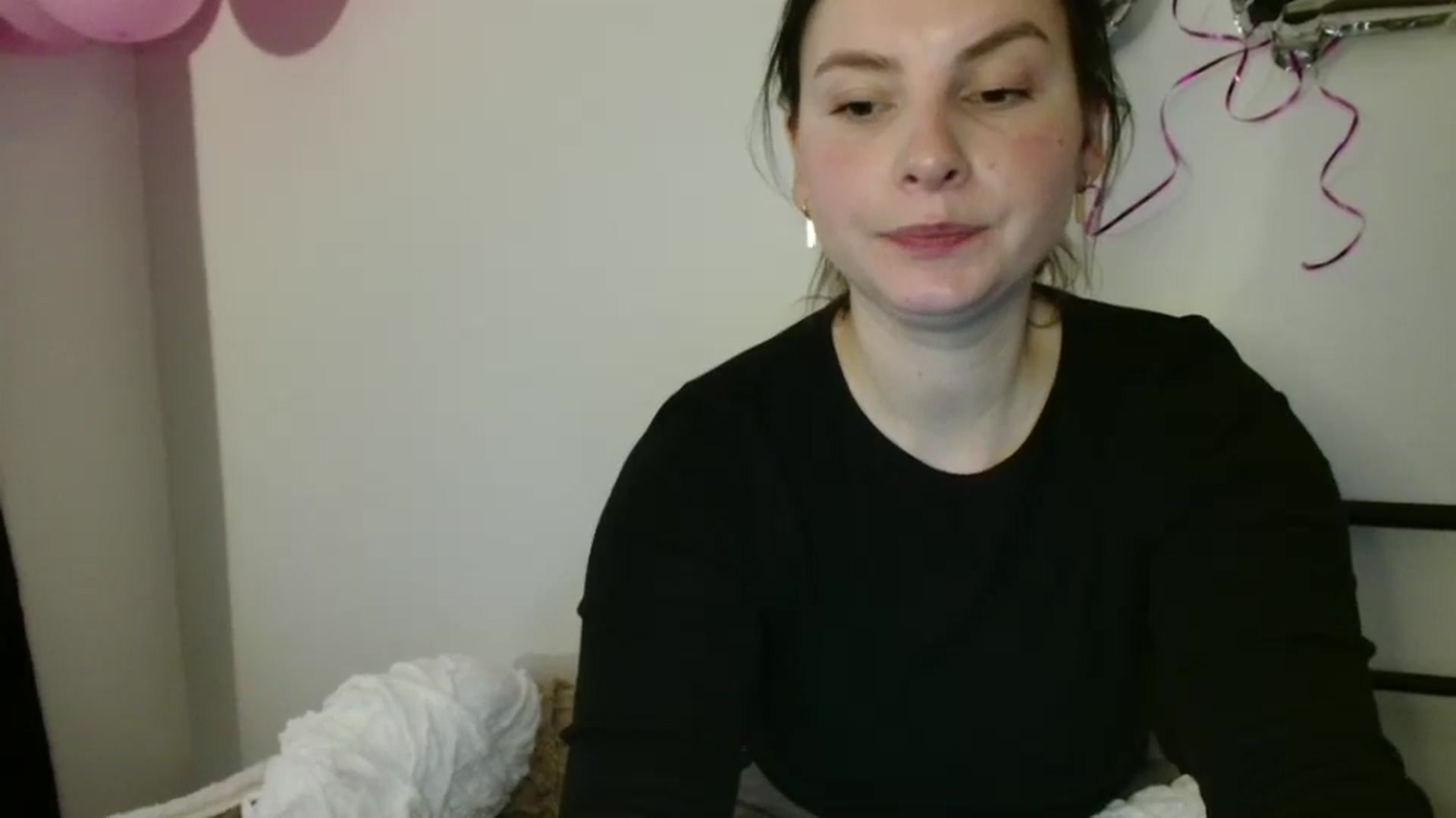 Gallery image thumbnail from MisssLove_is's myfreecams stream on, 11/03/2025, 18:02 image 13 of 20