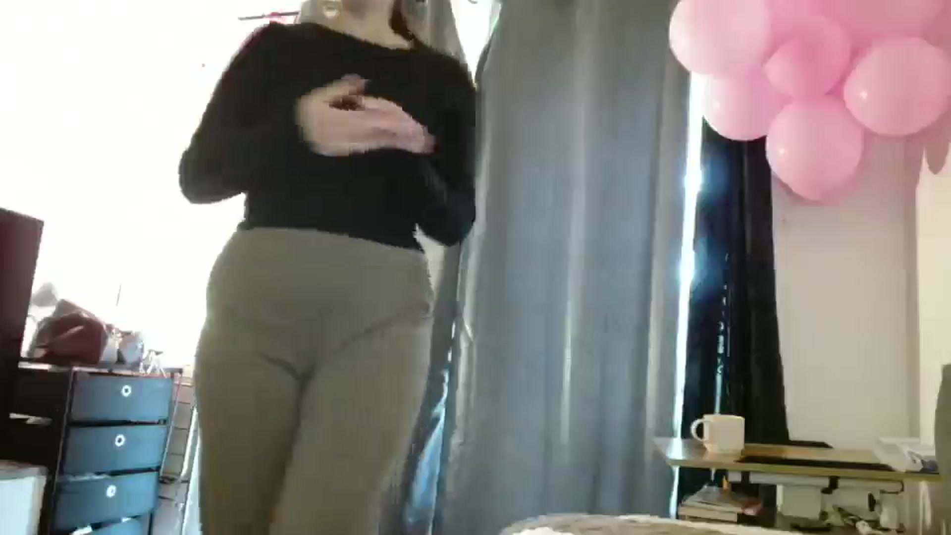 Gallery image thumbnail from MisssLove_is's myfreecams stream on, 11/03/2025, 18:02 image 6 of 20