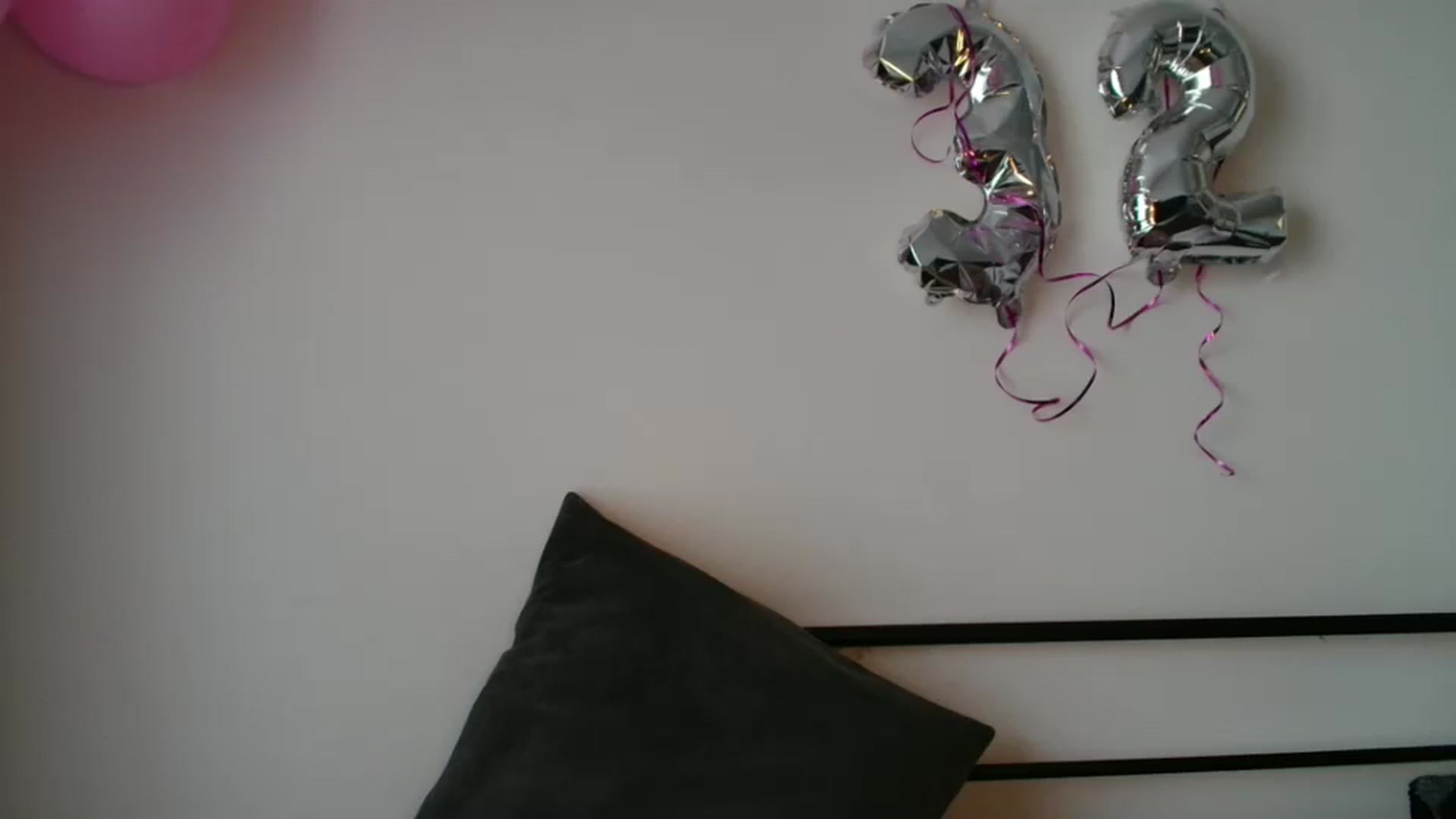 Gallery image thumbnail from MisssLove_is's myfreecams stream on, 11/15/2025, 15:16 image 9 of 20