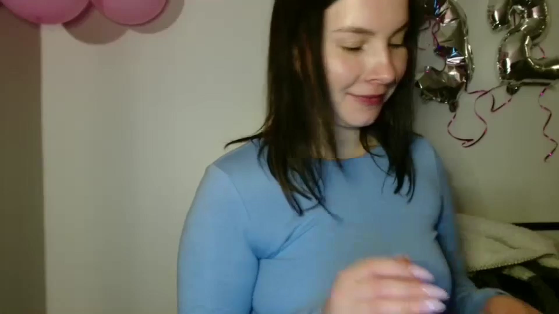 Gallery image thumbnail from MisssLove_is's myfreecams stream on, 11/16/2025, 23:07 image 13 of 20
