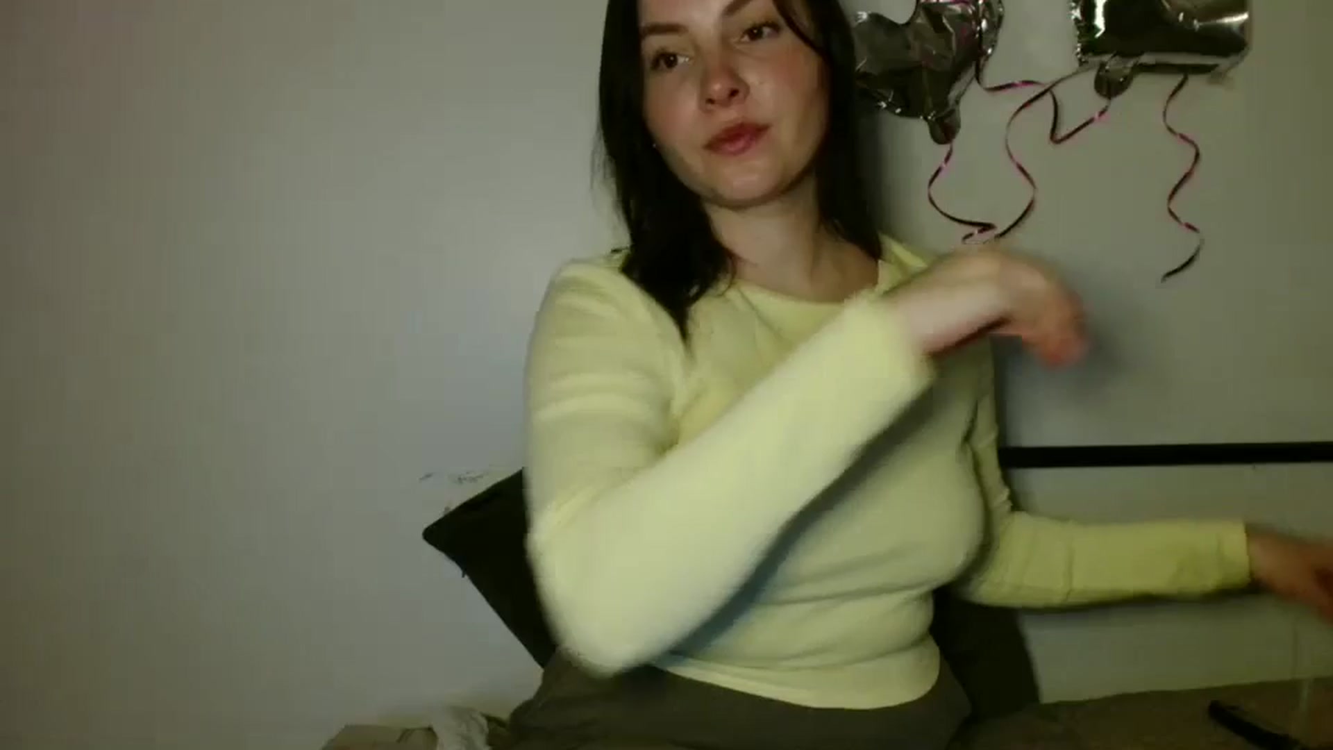 Gallery image thumbnail from MisssLove_is's myfreecams stream on, 11/19/2025, 02:32 image 16 of 20