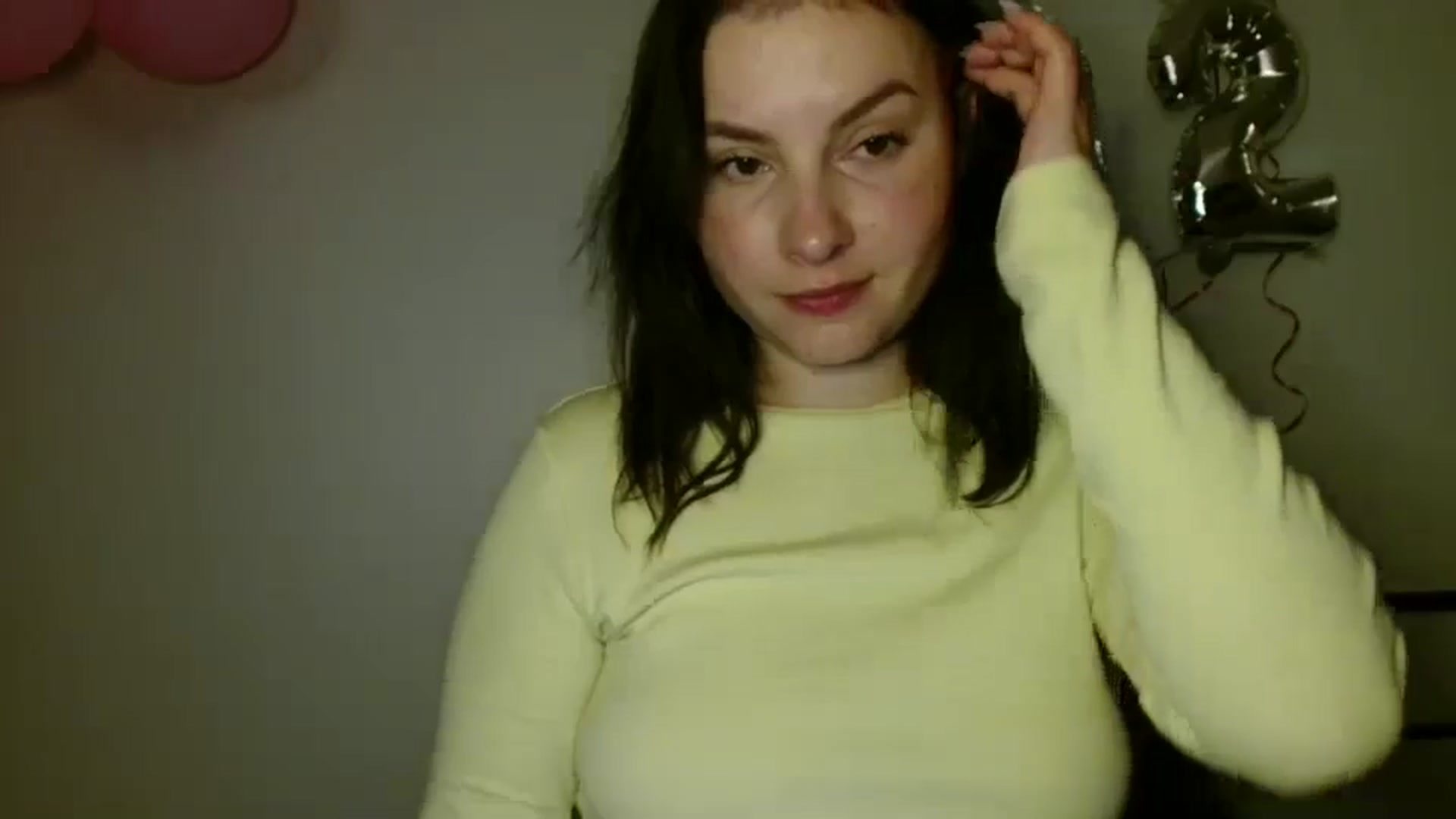 Gallery image thumbnail from MisssLove_is's myfreecams stream on, 11/19/2025, 02:32 image 13 of 20