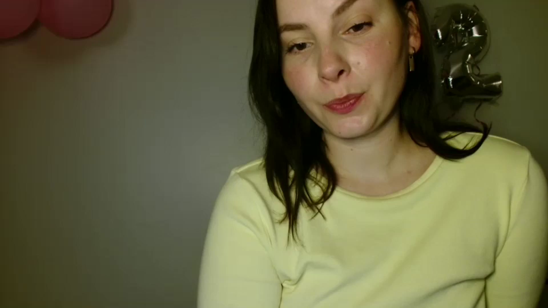 Gallery image thumbnail from MisssLove_is's myfreecams stream on, 11/19/2025, 02:32 image 11 of 20