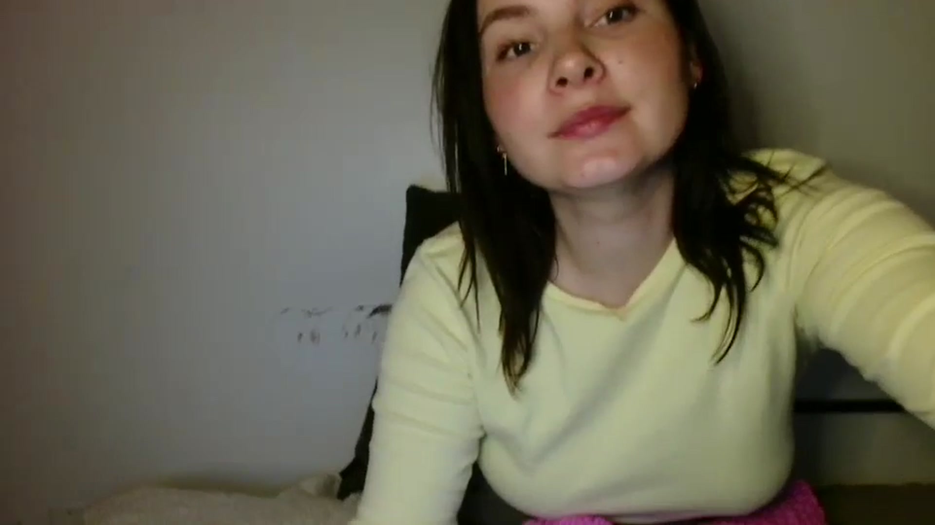 Gallery image thumbnail from MisssLove_is's myfreecams stream on, 11/24/2025, 01:23 image 5 of 20