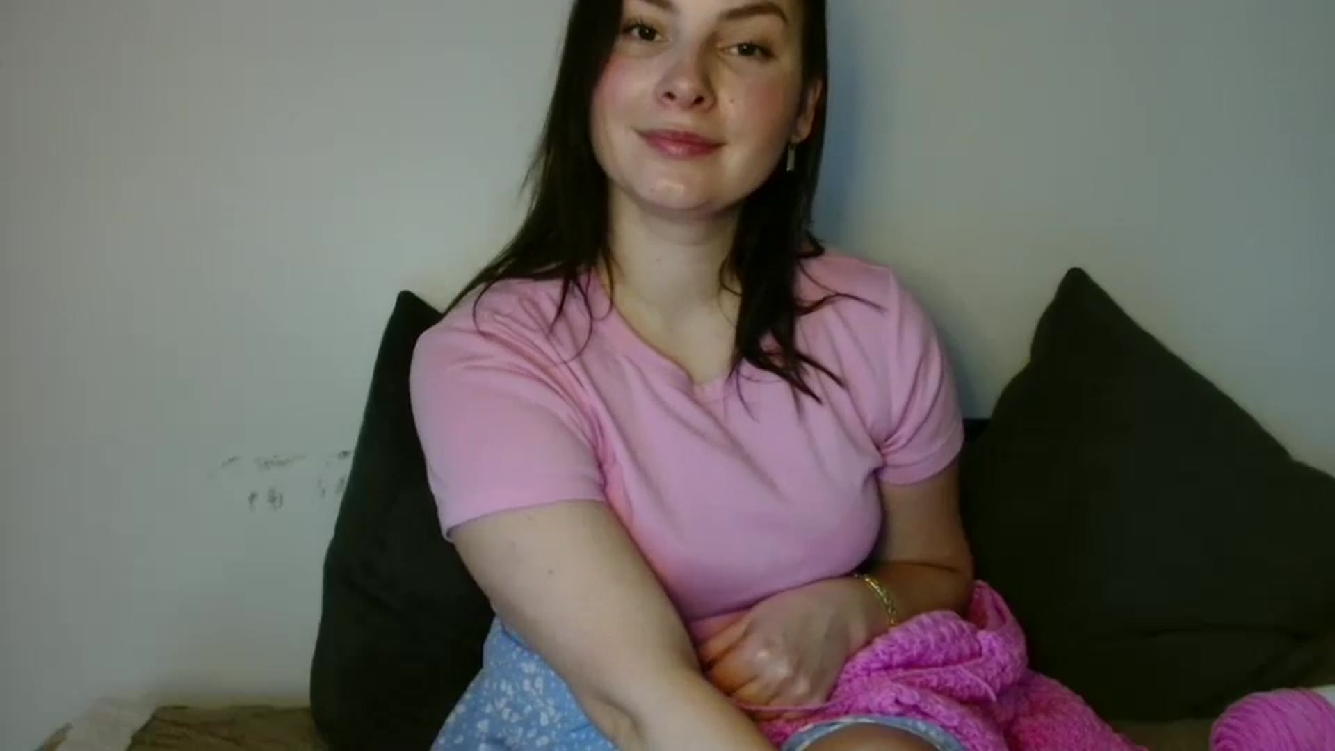 Gallery image thumbnail from MisssLove_is's myfreecams stream on, 11/25/2025, 19:40 image 19 of 20