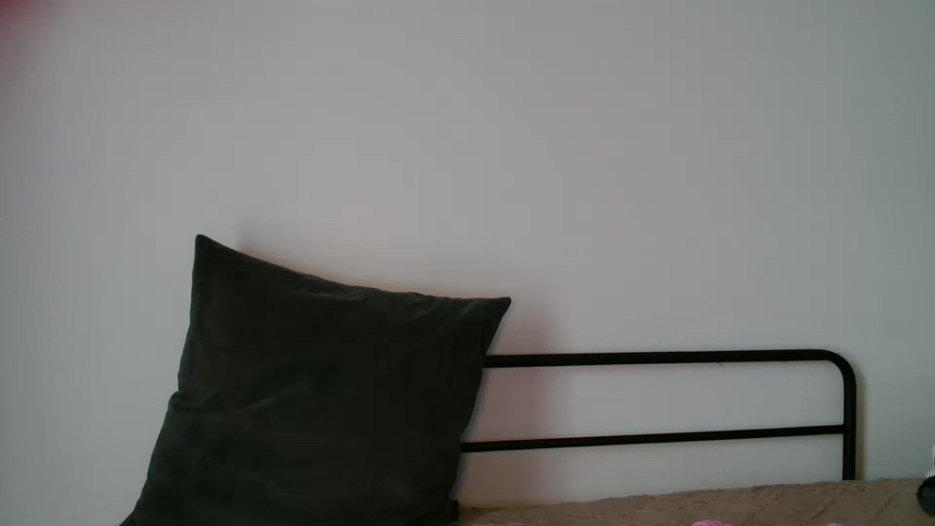 Gallery image thumbnail from MisssLove_is's myfreecams stream on, 11/25/2025, 19:40 image 2 of 20