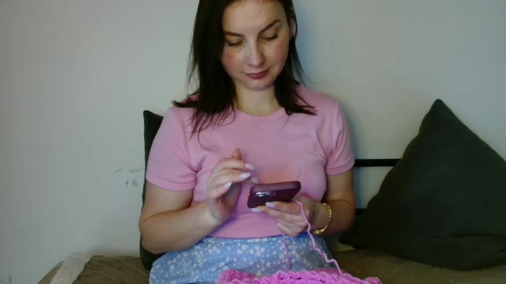 Gallery image thumbnail from MisssLove_is's myfreecams stream on, 11/25/2025, 19:40 image 4 of 20
