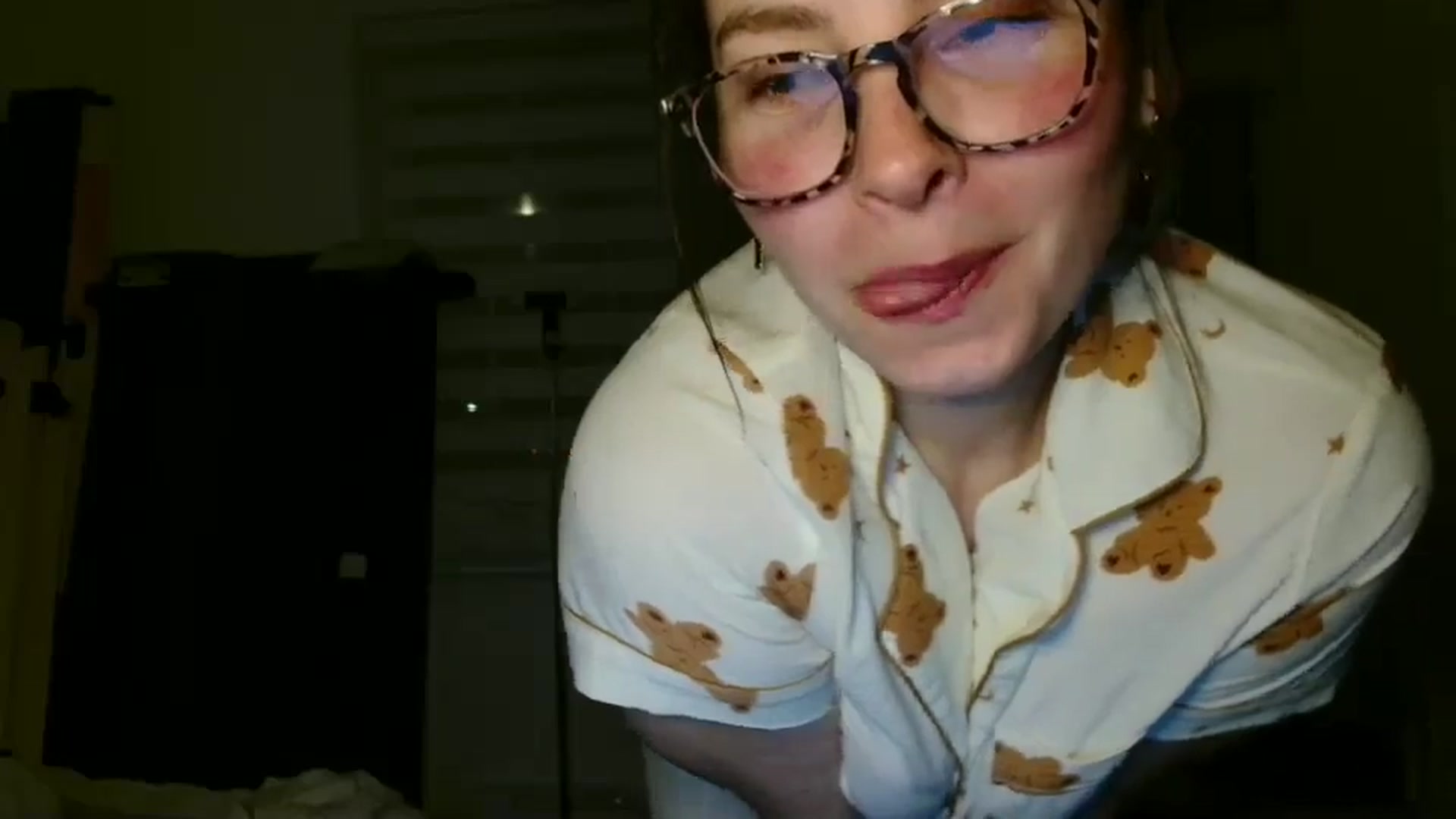 Gallery image thumbnail from MisssLove_is's myfreecams stream on, 12/16/2025, 10:31 image 19 of 20