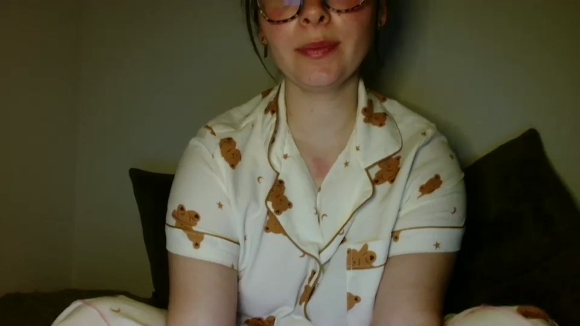 Gallery image thumbnail from MisssLove_is's myfreecams stream on, 12/16/2025, 10:31 image 11 of 20