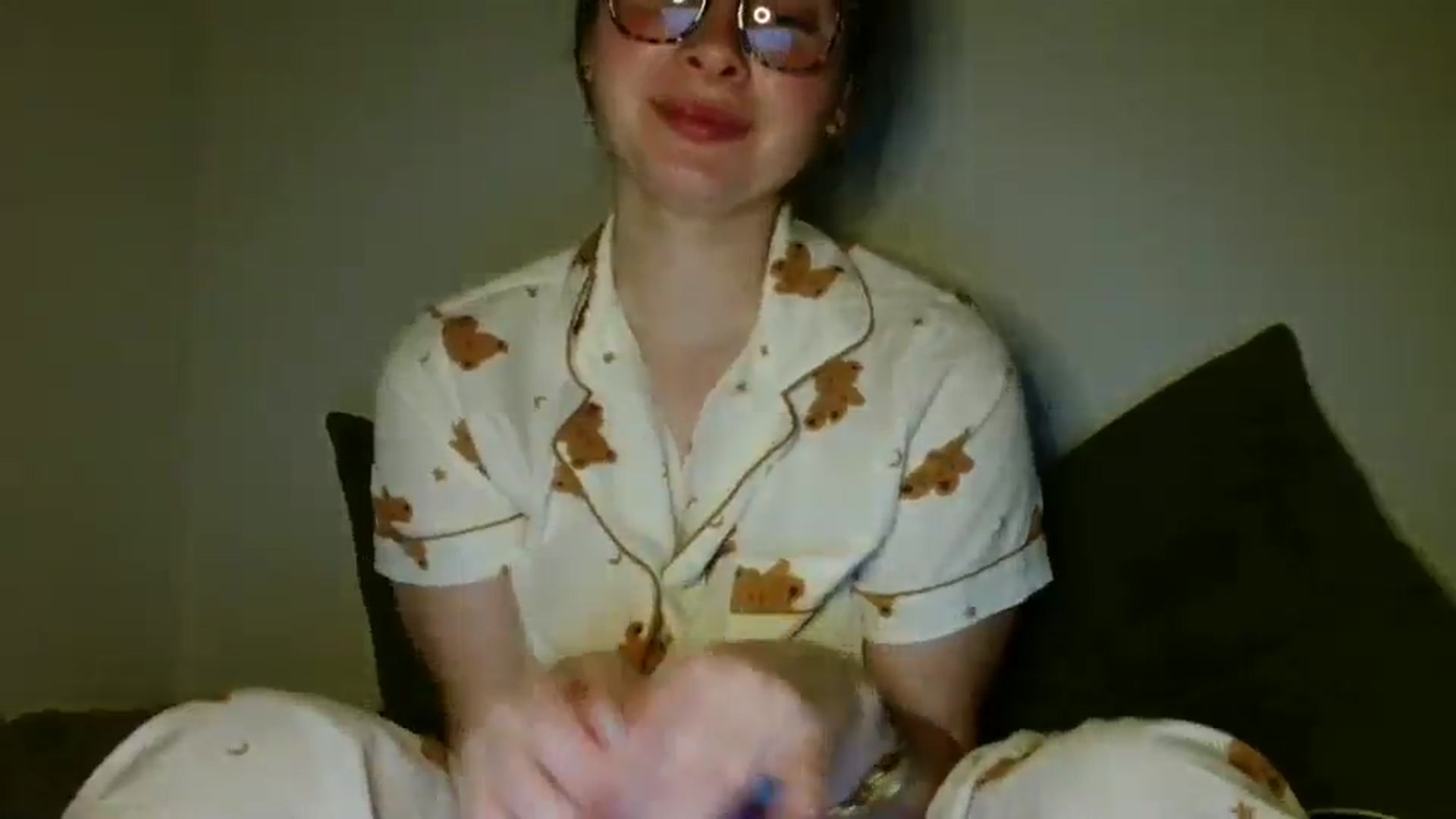 Gallery image thumbnail from MisssLove_is's myfreecams stream on, 12/16/2025, 10:31 image 9 of 20