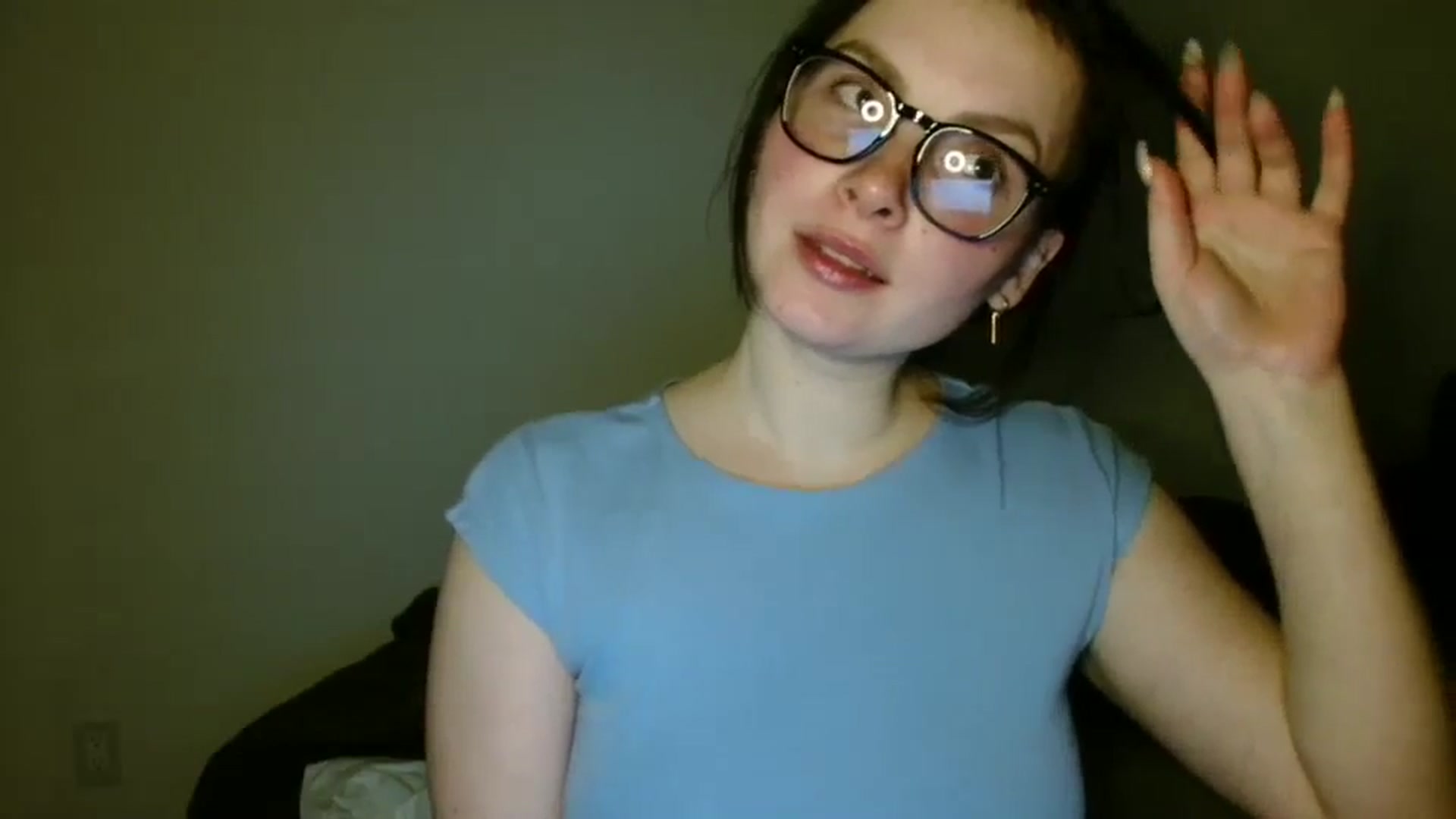 Gallery image thumbnail from MisssLove_is's myfreecams stream on, 12/22/2025, 23:32 image 7 of 20