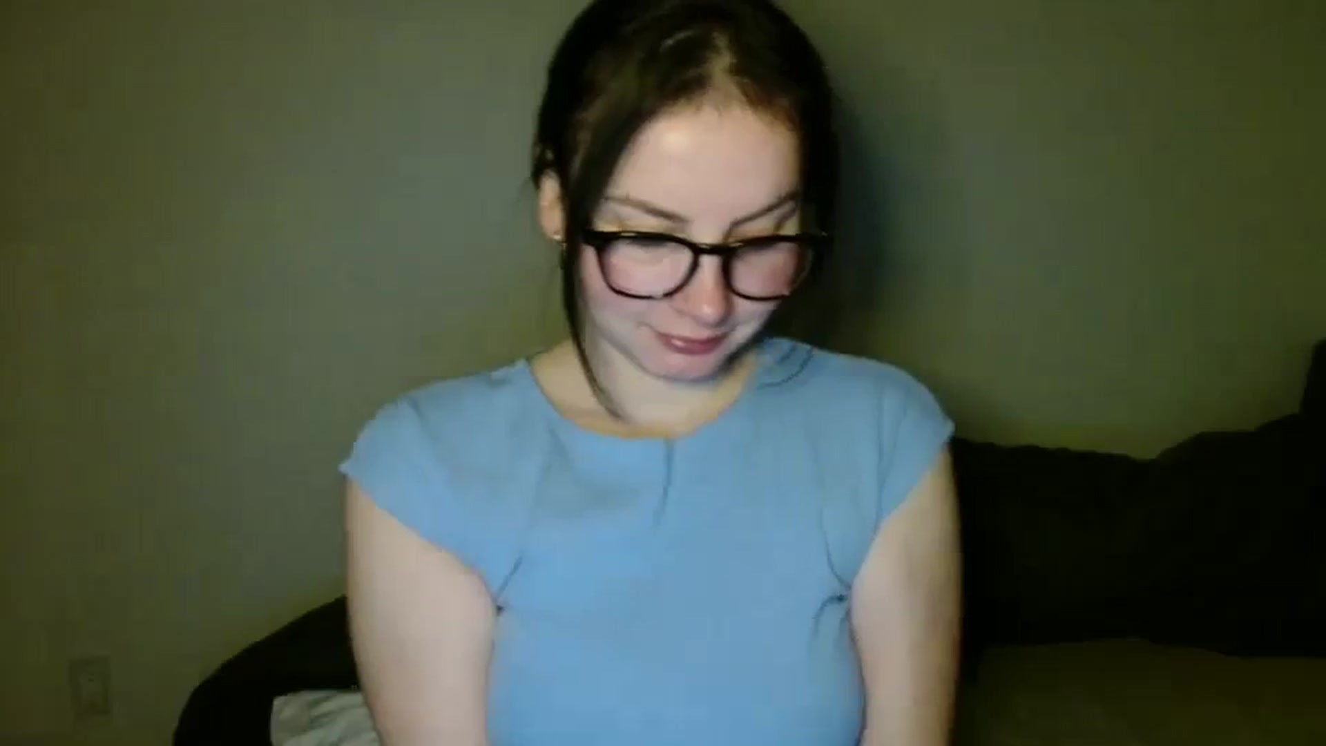 Gallery image thumbnail from MisssLove_is's myfreecams stream on, 12/22/2025, 23:32 image 5 of 20