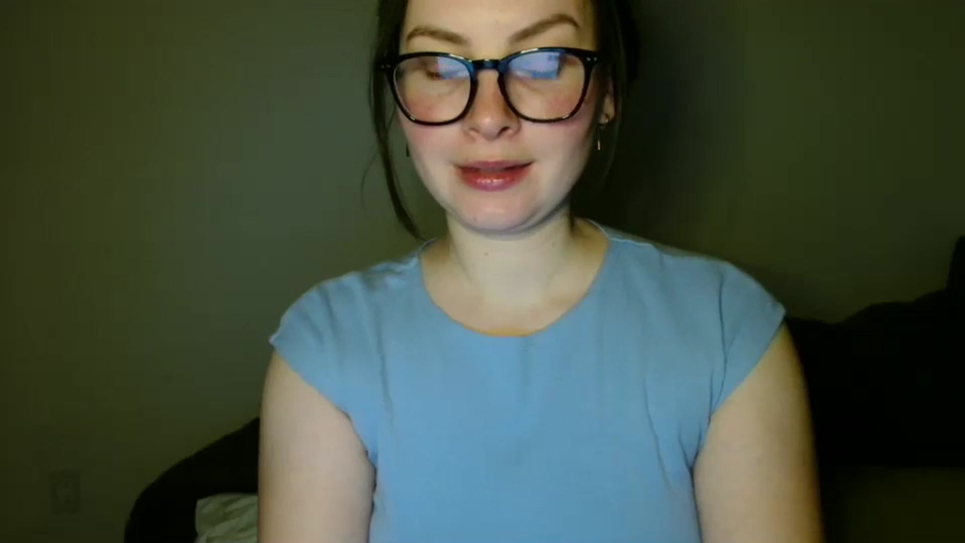 Gallery image thumbnail from MisssLove_is's myfreecams stream on, 12/22/2025, 23:32 image 3 of 20