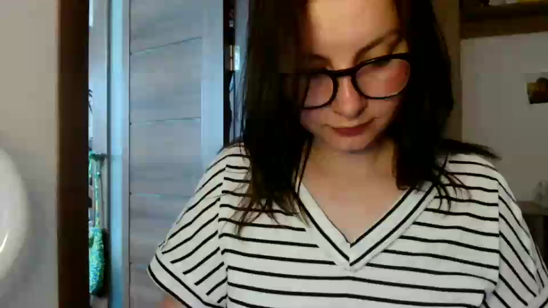 Gallery image thumbnail from MisssLove_is's myfreecams stream on, 06/11/2026, 12:56 image 11 of 20