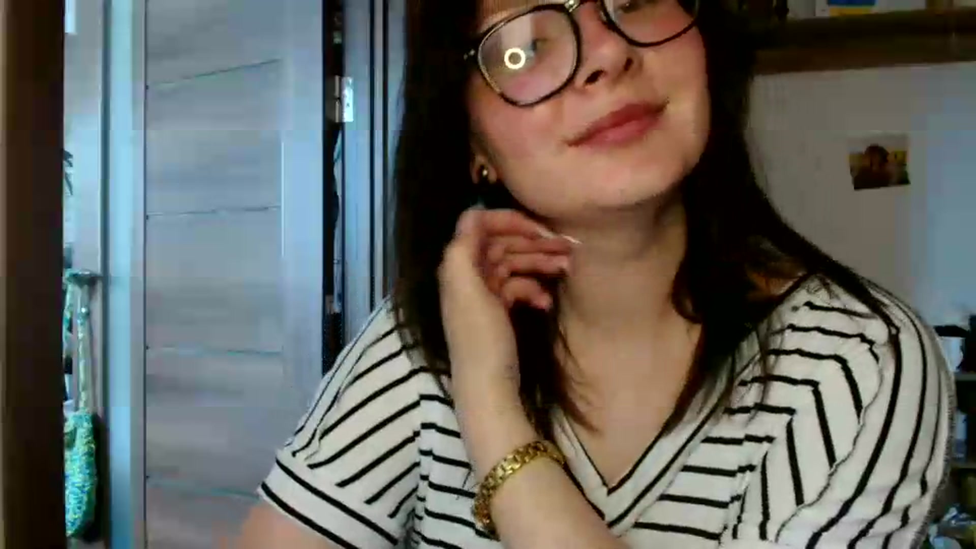 Gallery image thumbnail from MisssLove_is's myfreecams stream on, 06/11/2026, 12:56 image 5 of 20