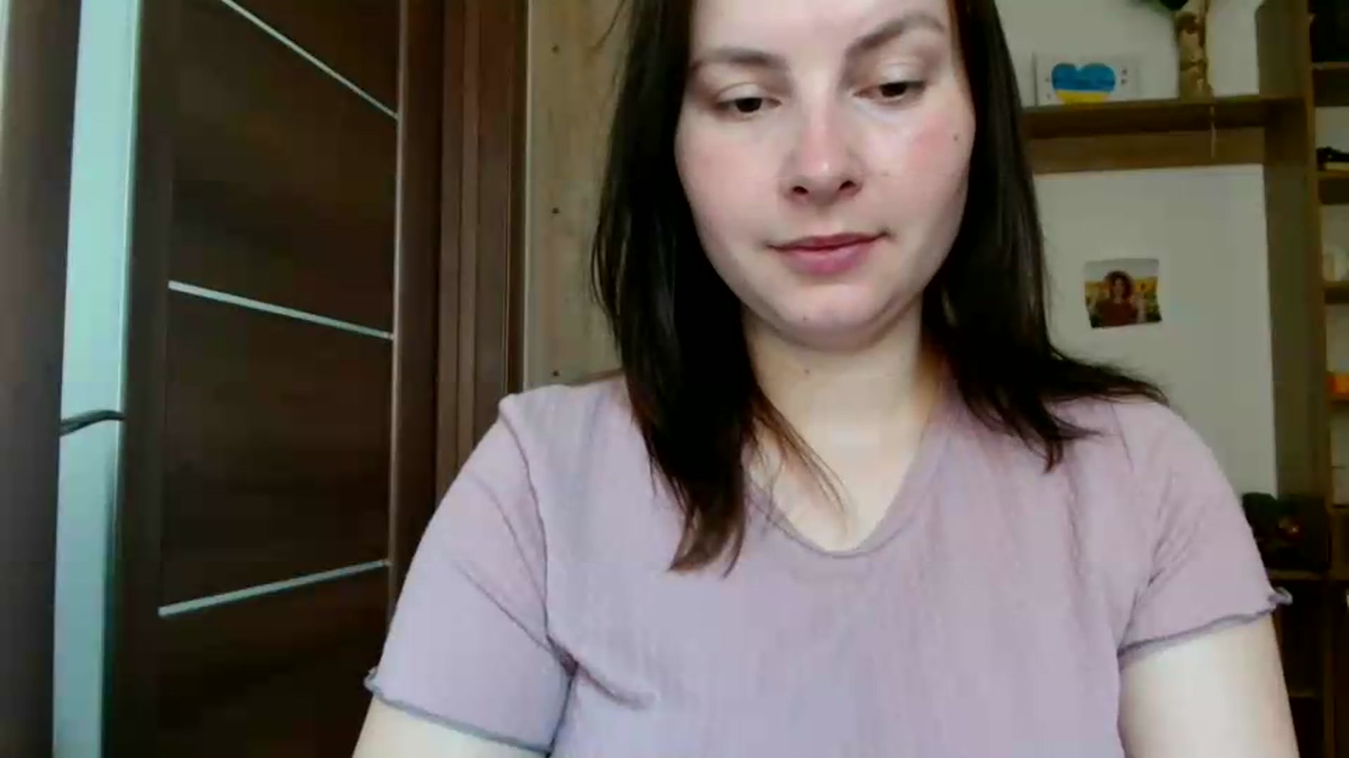 Gallery image thumbnail from MisssLove_is's myfreecams stream on, 06/16/2026, 10:38 image 18 of 20