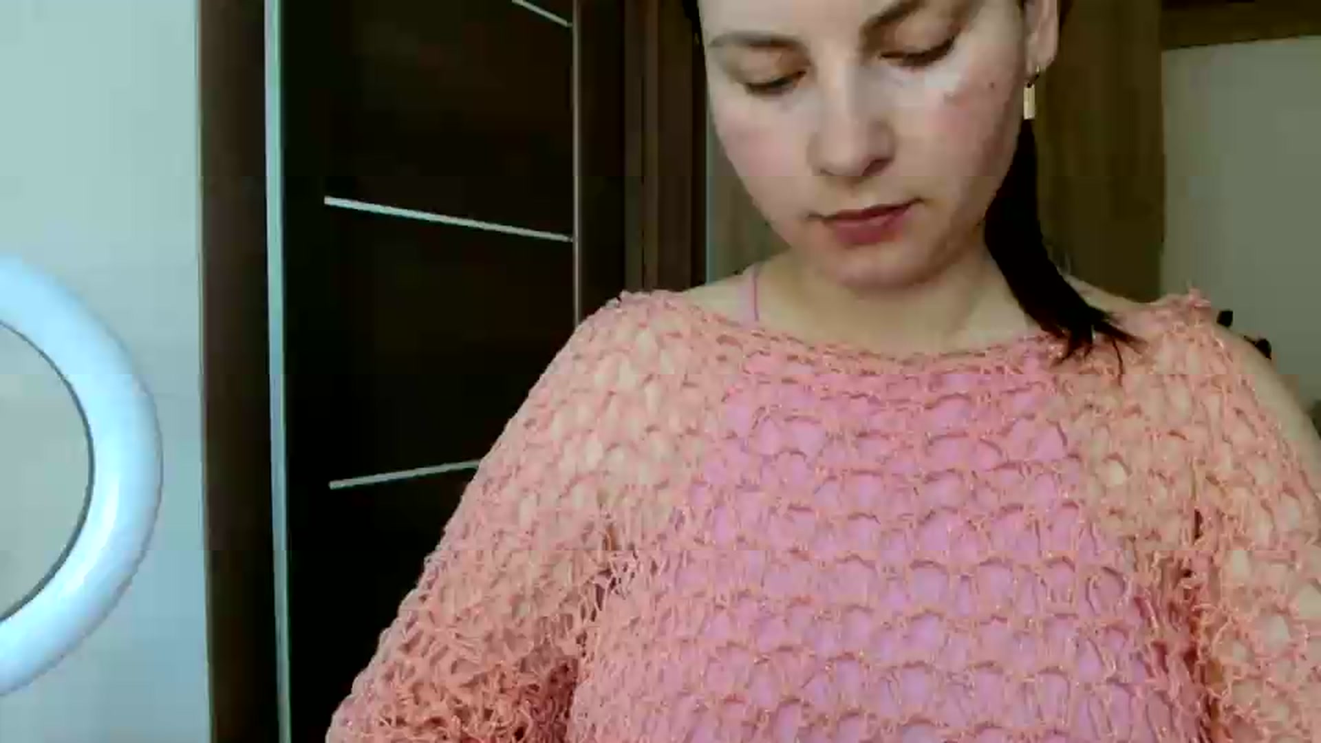 Gallery image thumbnail from MisssLove_is's myfreecams stream on, 06/19/2026, 09:41 image 18 of 20