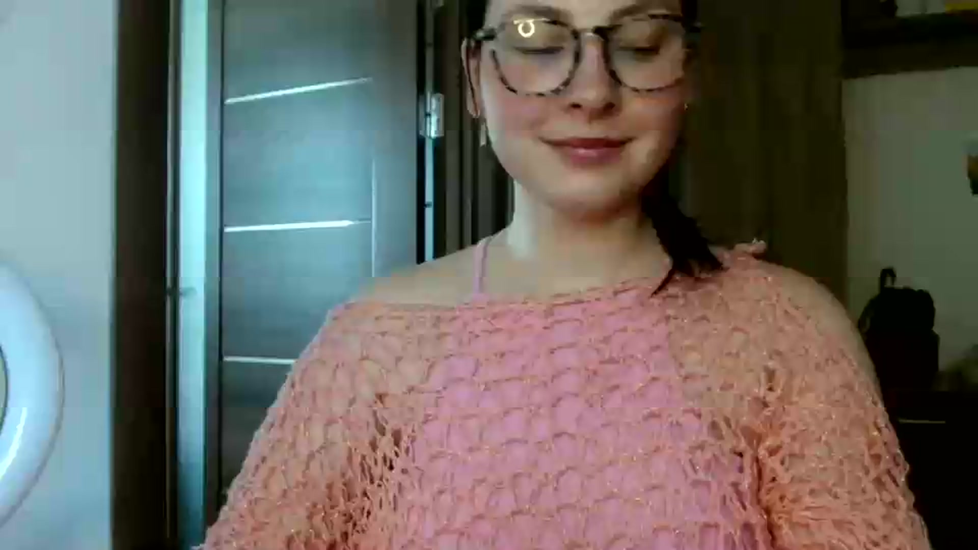 Gallery image thumbnail from MisssLove_is's myfreecams stream on, 06/19/2026, 14:25 image 17 of 20