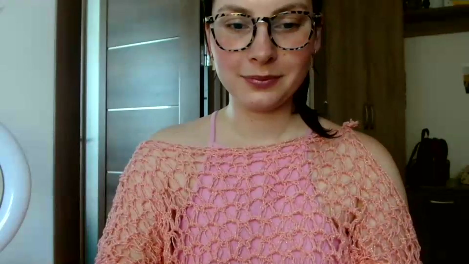 Gallery image thumbnail from MisssLove_is's myfreecams stream on, 06/19/2026, 14:25 image 19 of 20