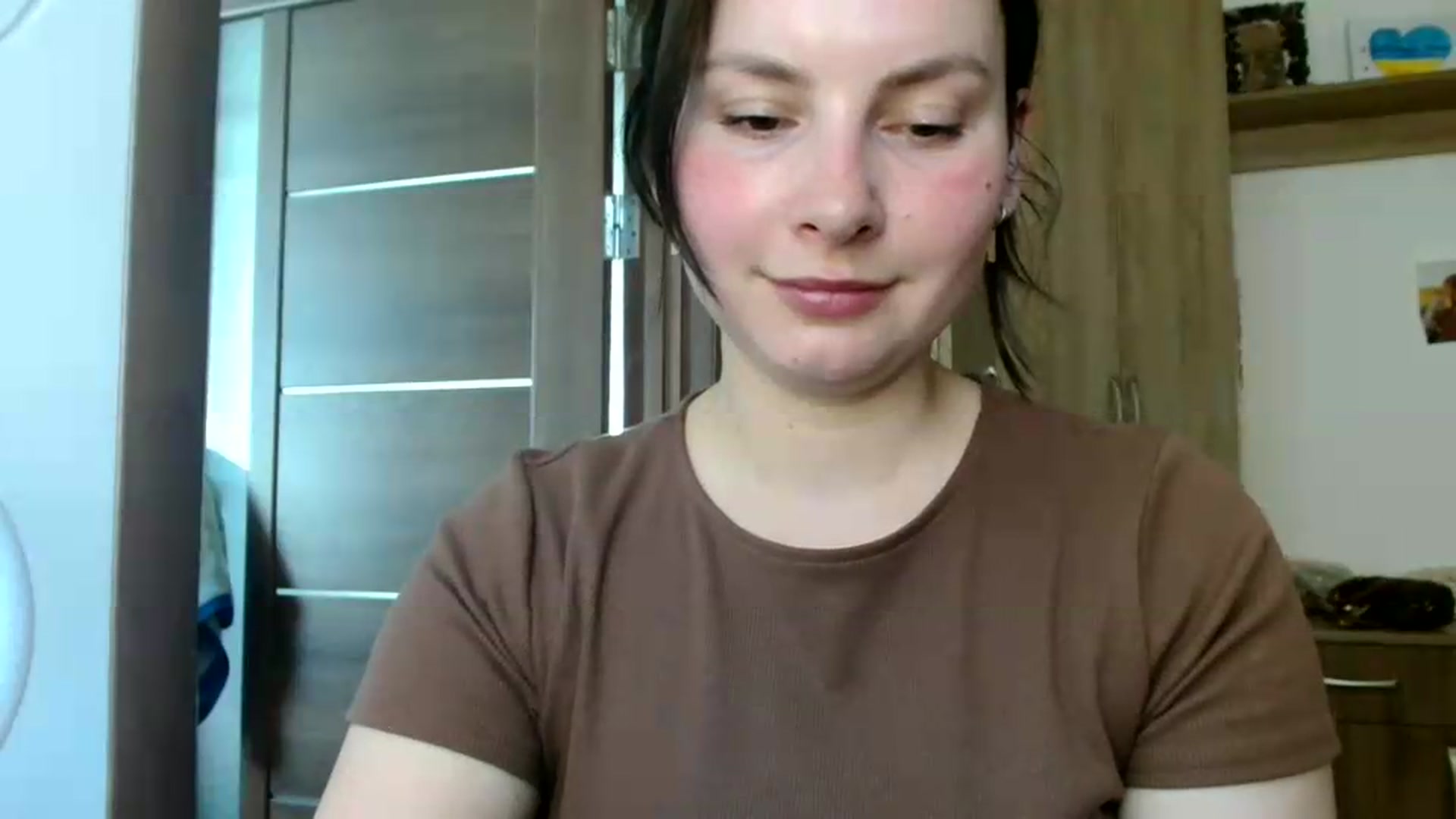 Gallery image thumbnail from MisssLove_is's myfreecams stream on, 06/20/2026, 10:07 image 16 of 20